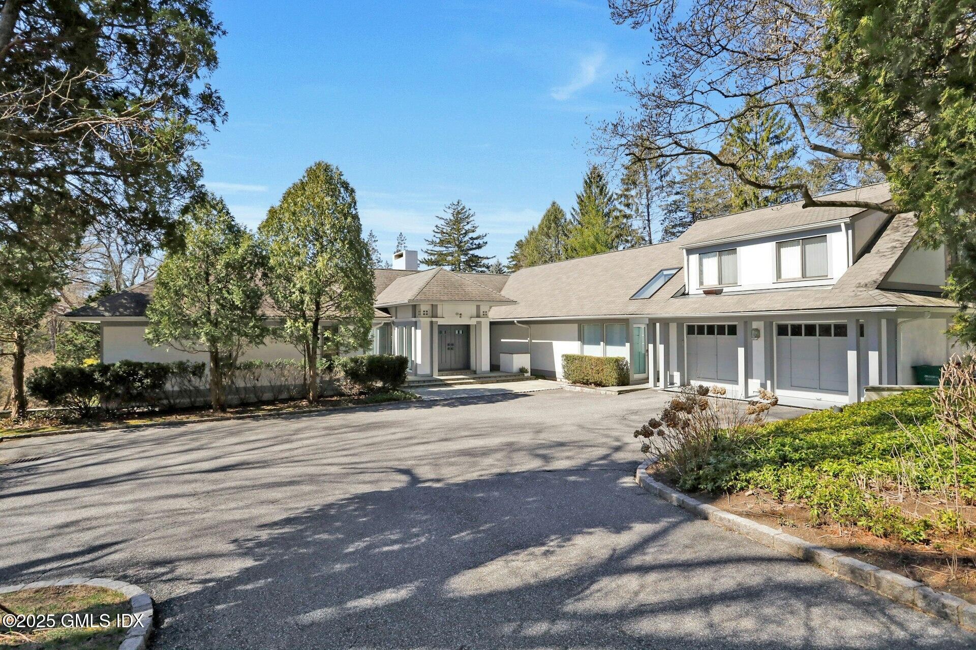 Rental Property at 158 Round Hill Road, Greenwich, Connecticut - Bedrooms: 4 
Bathrooms: 5.5  - $18,000 MO.