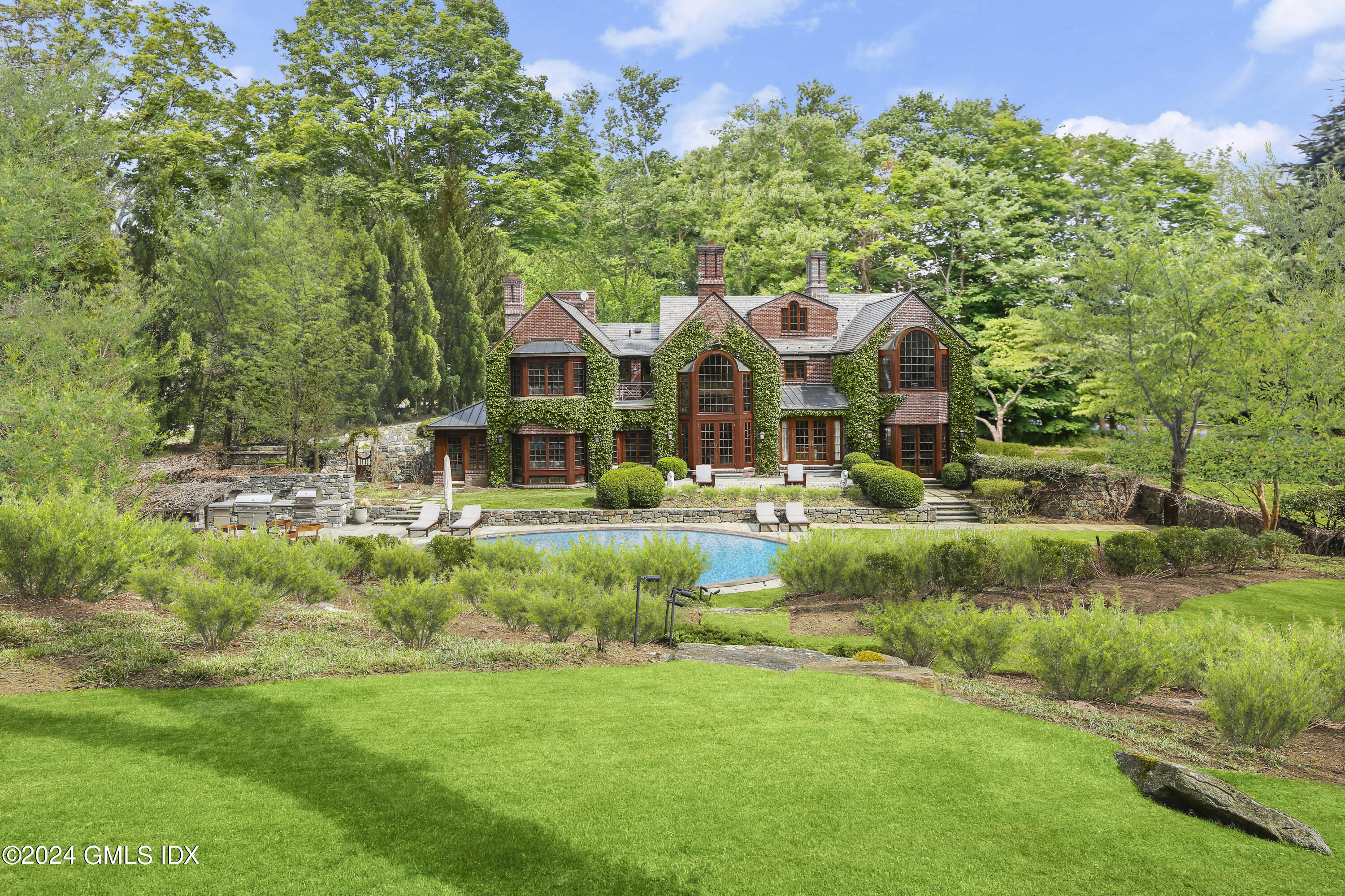 Photo 1 of 100 Husted Lane, Greenwich, Connecticut, $6,350,000, Web #: 120113