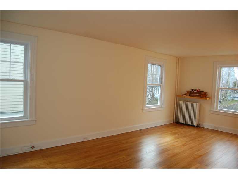Greenwich, Connecticut 06830, United States, 1 Bedroom Bedrooms, ,1 BathroomBathrooms,Residential,Active,240575