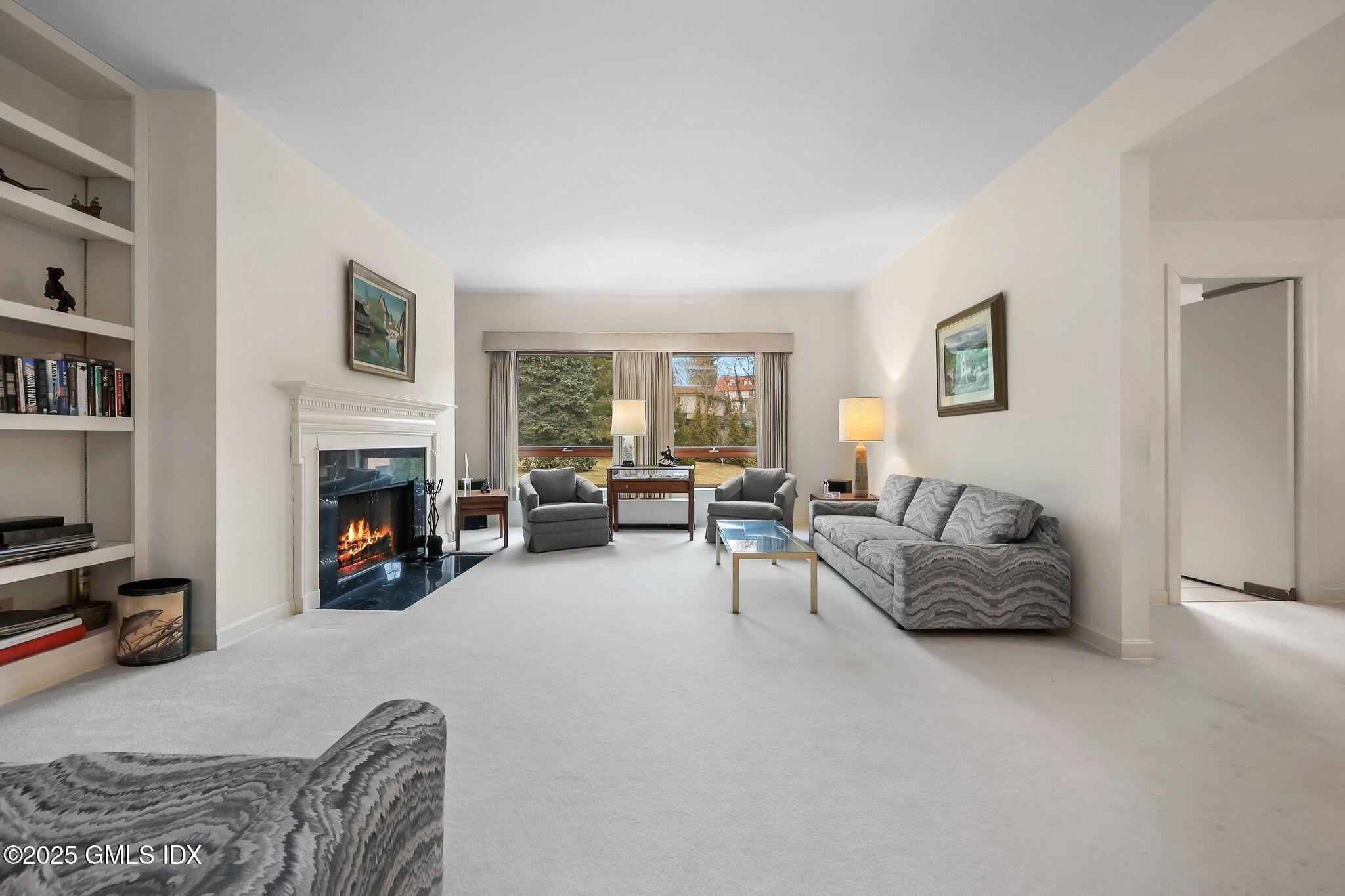 Property for Sale at 1 Milbank Avenue, Greenwich, Connecticut - Bedrooms: 2 
Bathrooms: 3  - $2,400,000