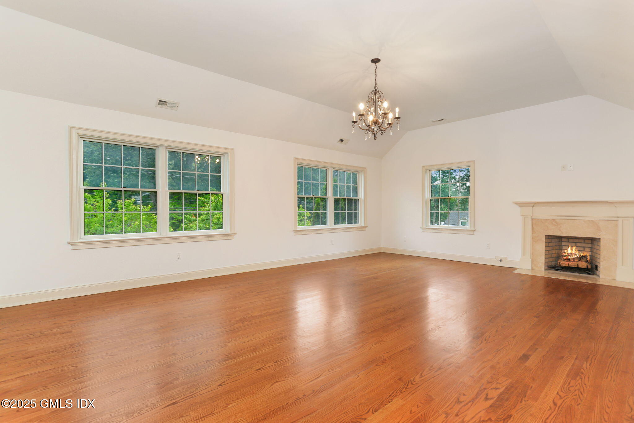 Old Greenwich, Connecticut 06870, United States, 4 Bedrooms Bedrooms, ,5 BathroomsBathrooms,Residential,Active,249015