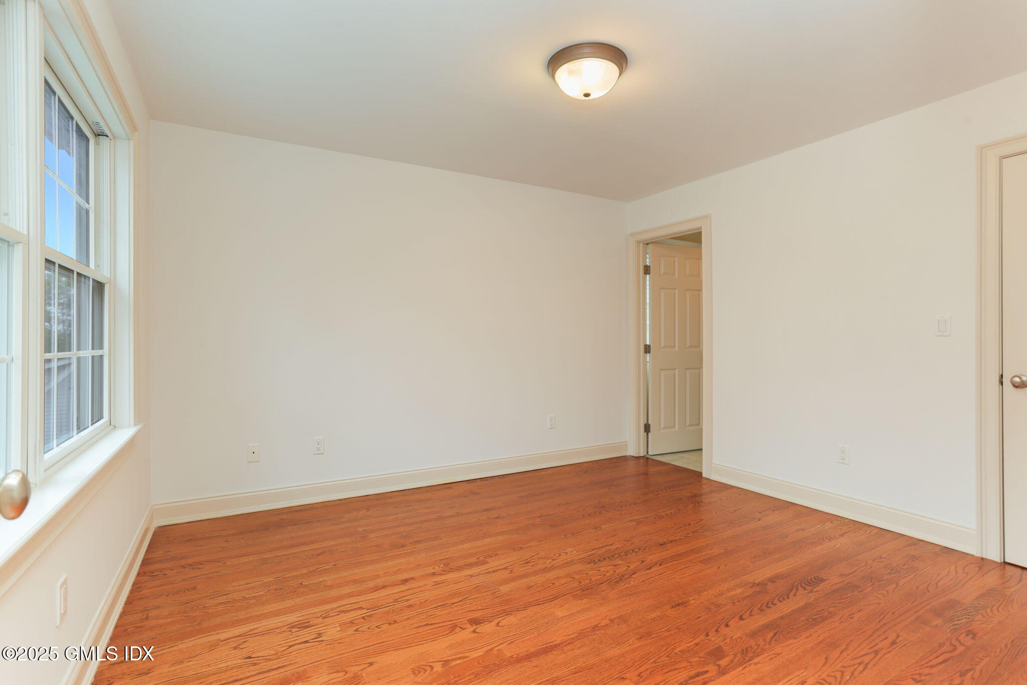 Old Greenwich, Connecticut 06870, United States, 4 Bedrooms Bedrooms, ,5 BathroomsBathrooms,Residential,Active,249015