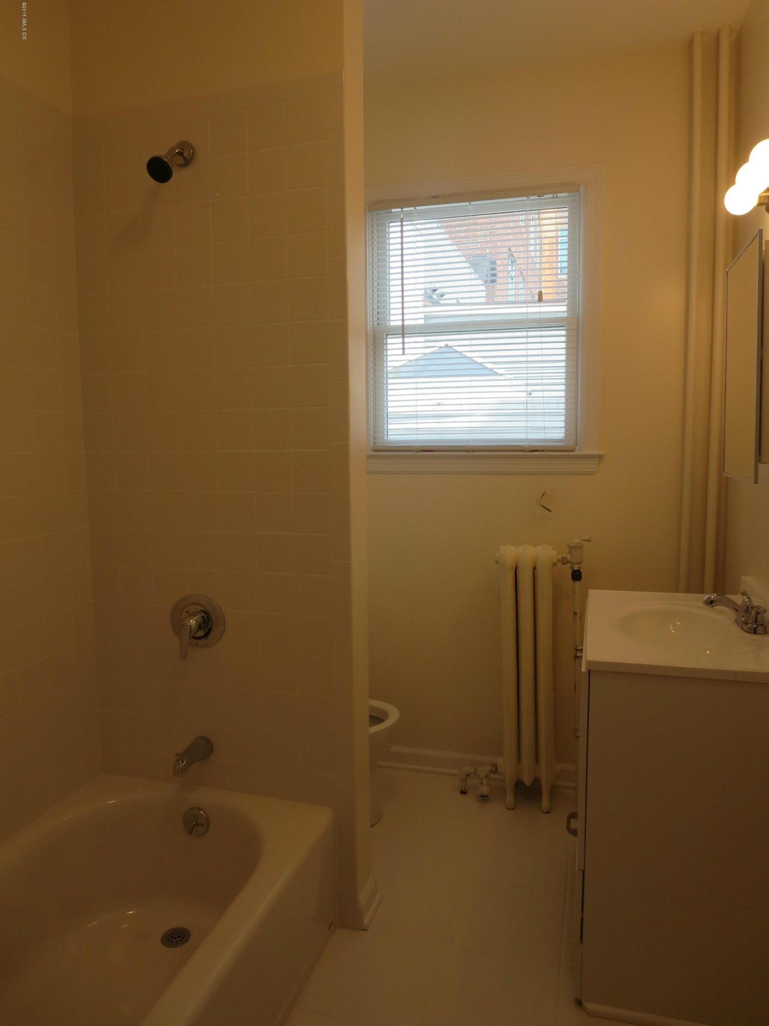 Greenwich, Connecticut 06830, United States, 1 Bedroom Bedrooms, ,1 BathroomBathrooms,Residential,Active,202717