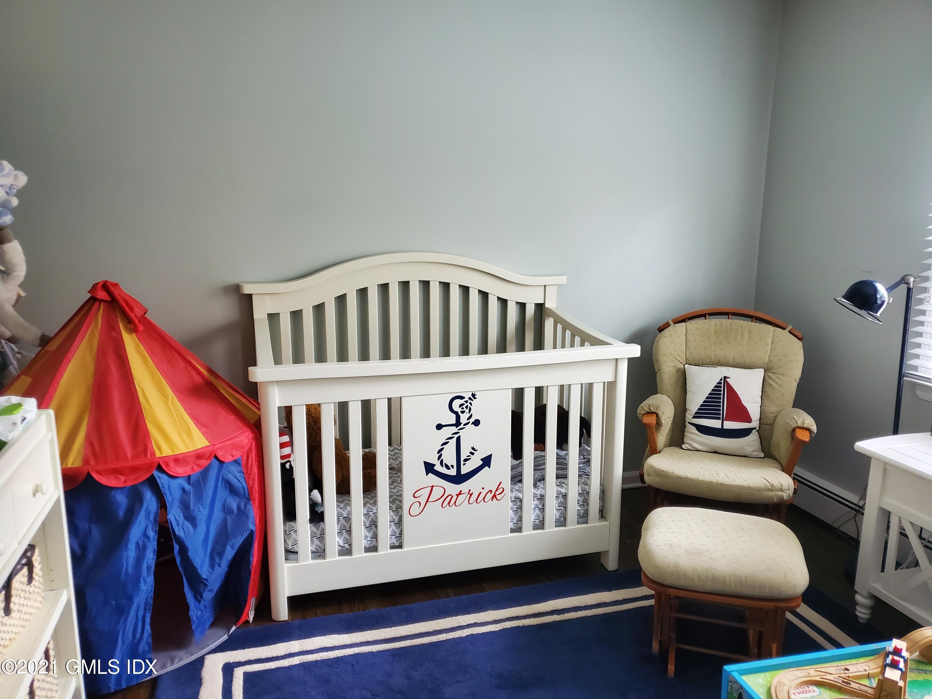 Stamford, Connecticut 06902, United States, 4 Bedrooms Bedrooms, ,3 BathroomsBathrooms,Residential,Active,91661