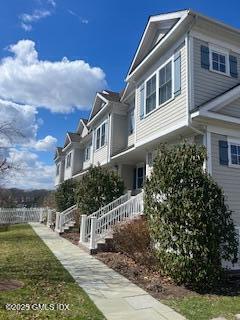 52 Brookside Drive, Greenwich, Connecticut - 2 Bedrooms  
3 Bathrooms - 