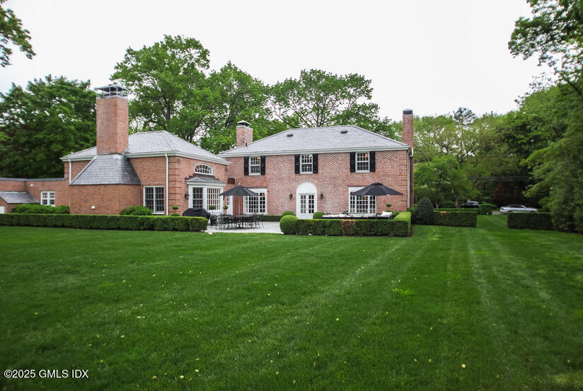 Riverside, Connecticut 06878, United States, 4 Bedrooms Bedrooms, ,3 BathroomsBathrooms,Residential,Coming Soon,202217