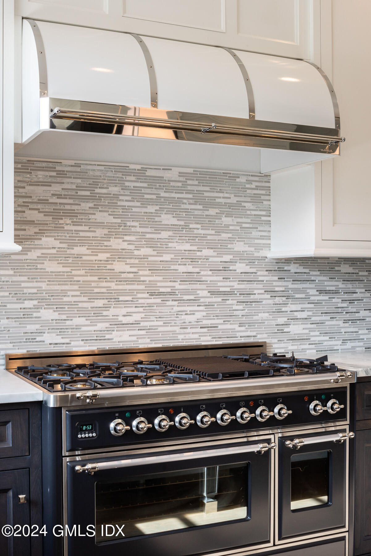 Riverside, Connecticut 06878, United States, 6 Bedrooms Bedrooms, ,8 BathroomsBathrooms,Residential,Active,13396