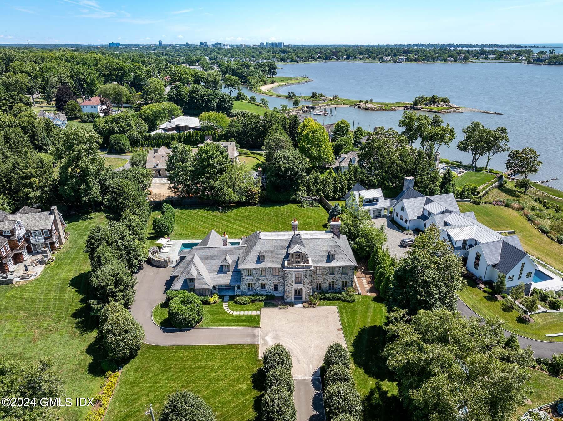 Riverside, Connecticut 06878, United States, 6 Bedrooms Bedrooms, ,8 BathroomsBathrooms,Residential,Active,13396