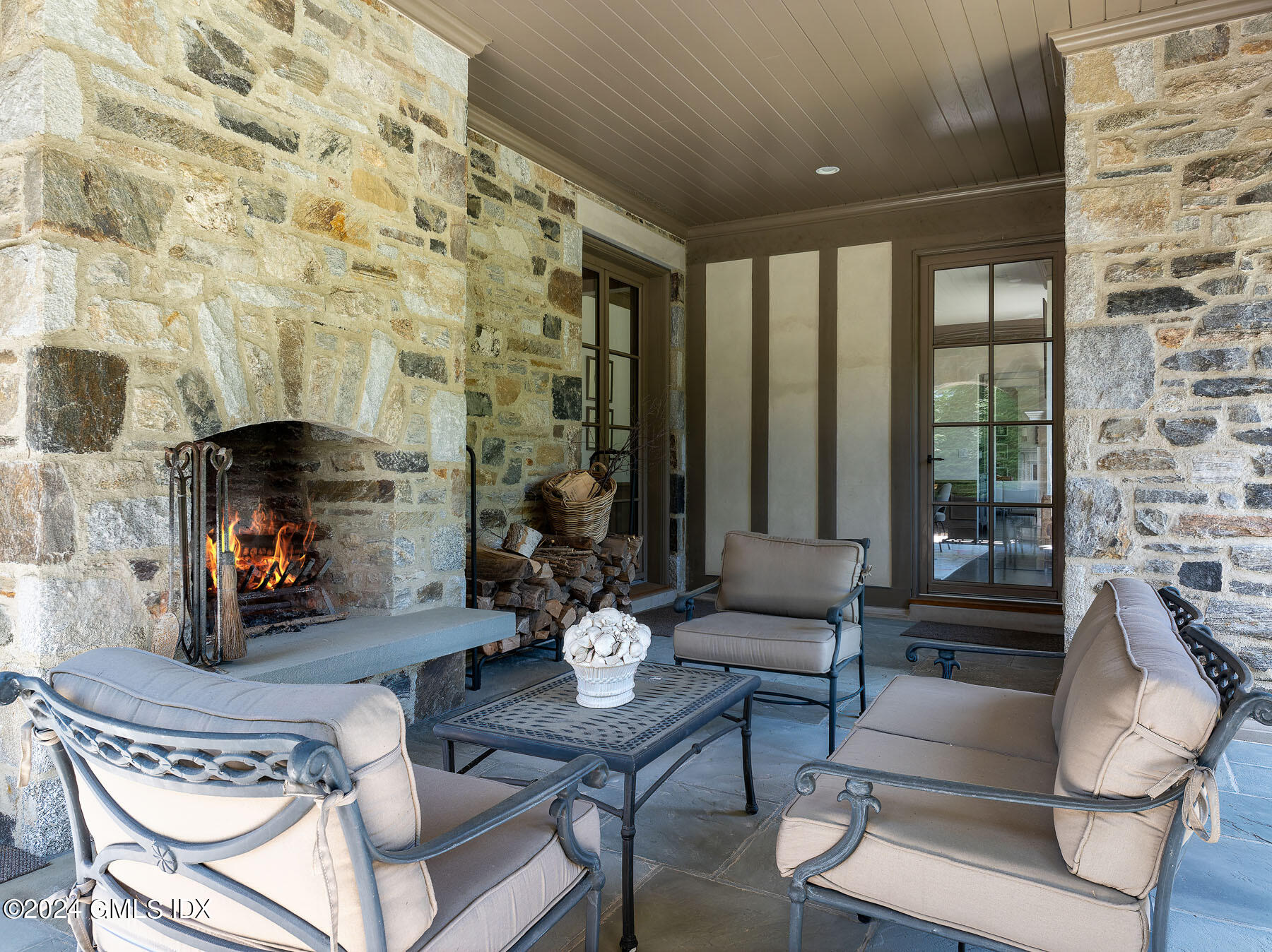 Riverside, Connecticut 06878, United States, 6 Bedrooms Bedrooms, ,8 BathroomsBathrooms,Residential,Active,13396