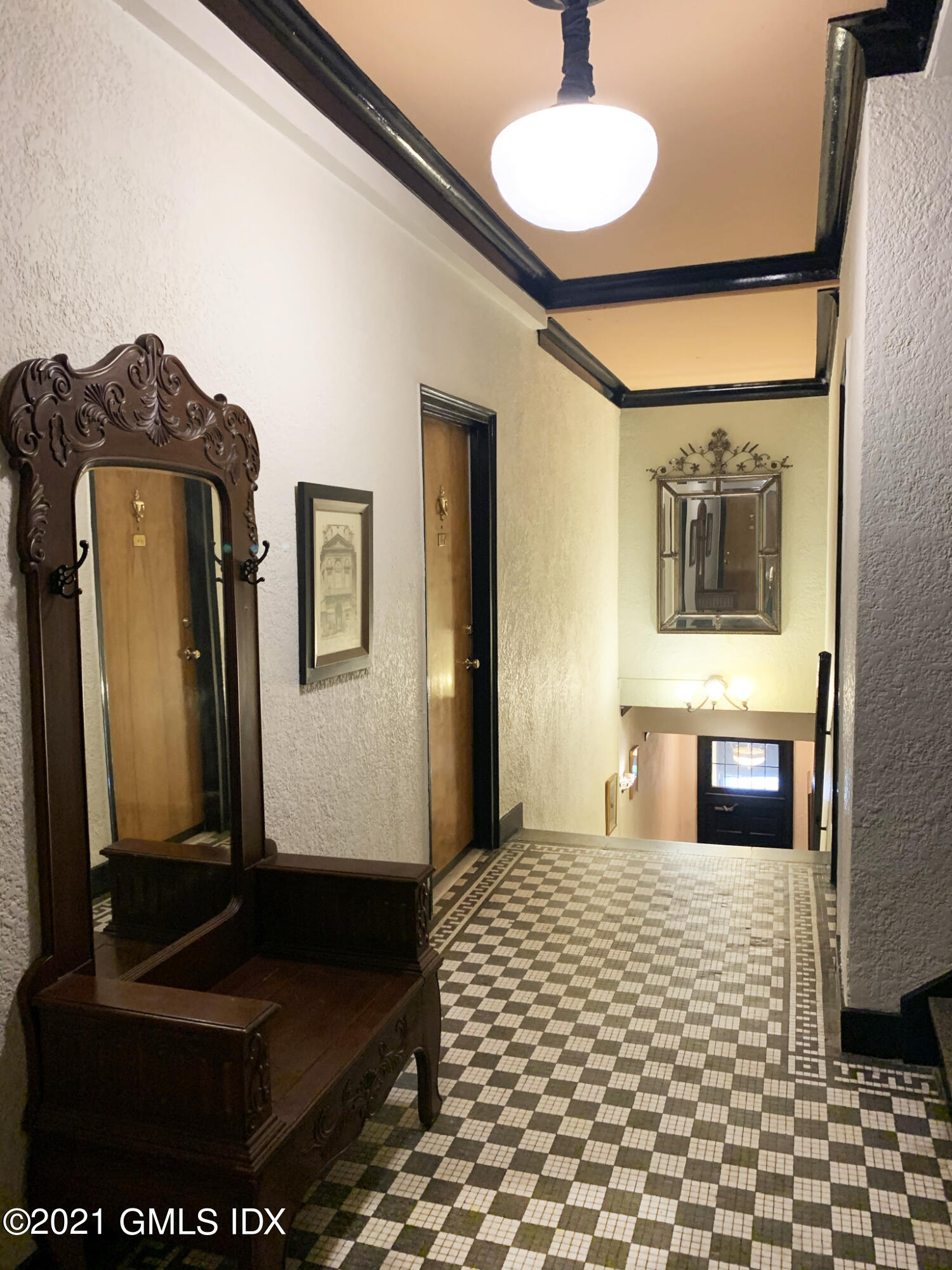 Greenwich, Connecticut 06830, United States, 1 Bedroom Bedrooms, ,1 BathroomBathrooms,Residential,Active,244119