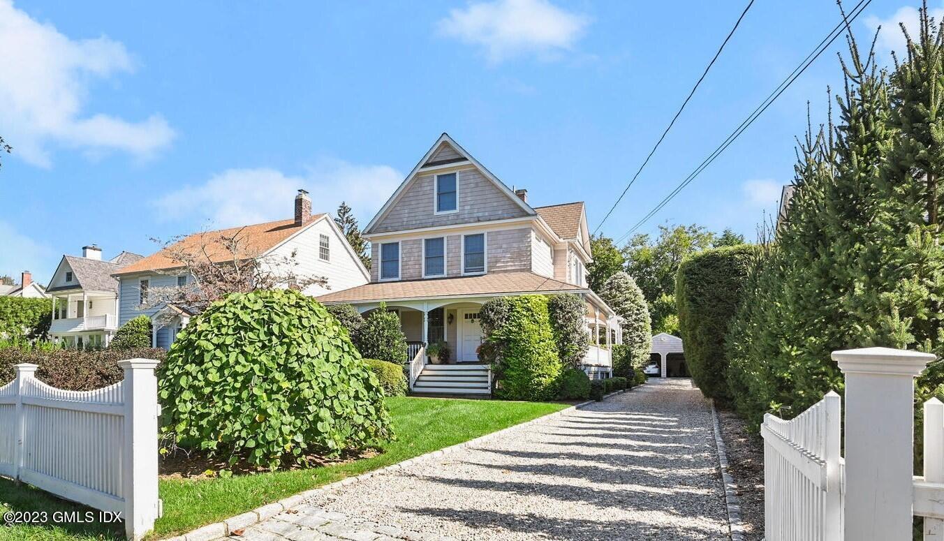 Old Greenwich, Connecticut 06870, United States, 4 Bedrooms Bedrooms, ,3 BathroomsBathrooms,Residential,Active,94365