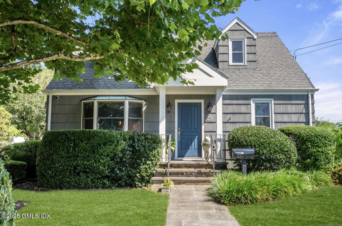 27 Wells Avenue, Stamford, Connecticut - 3 Bedrooms  
2 Bathrooms - 
