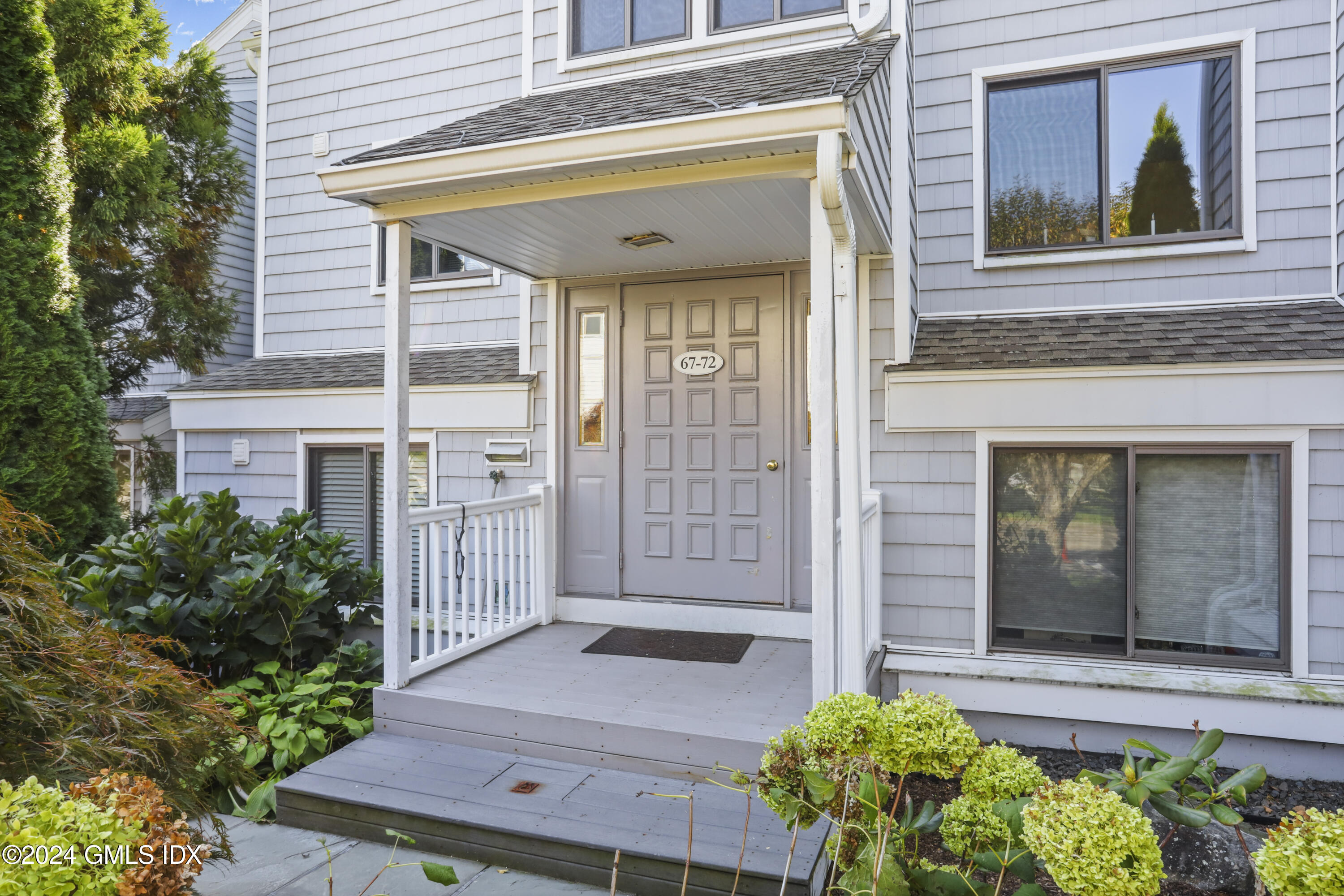 Photo 1 of 70 Rowayton Woods Drive, Norwalk, Connecticut, $385,000, Web #: 121683