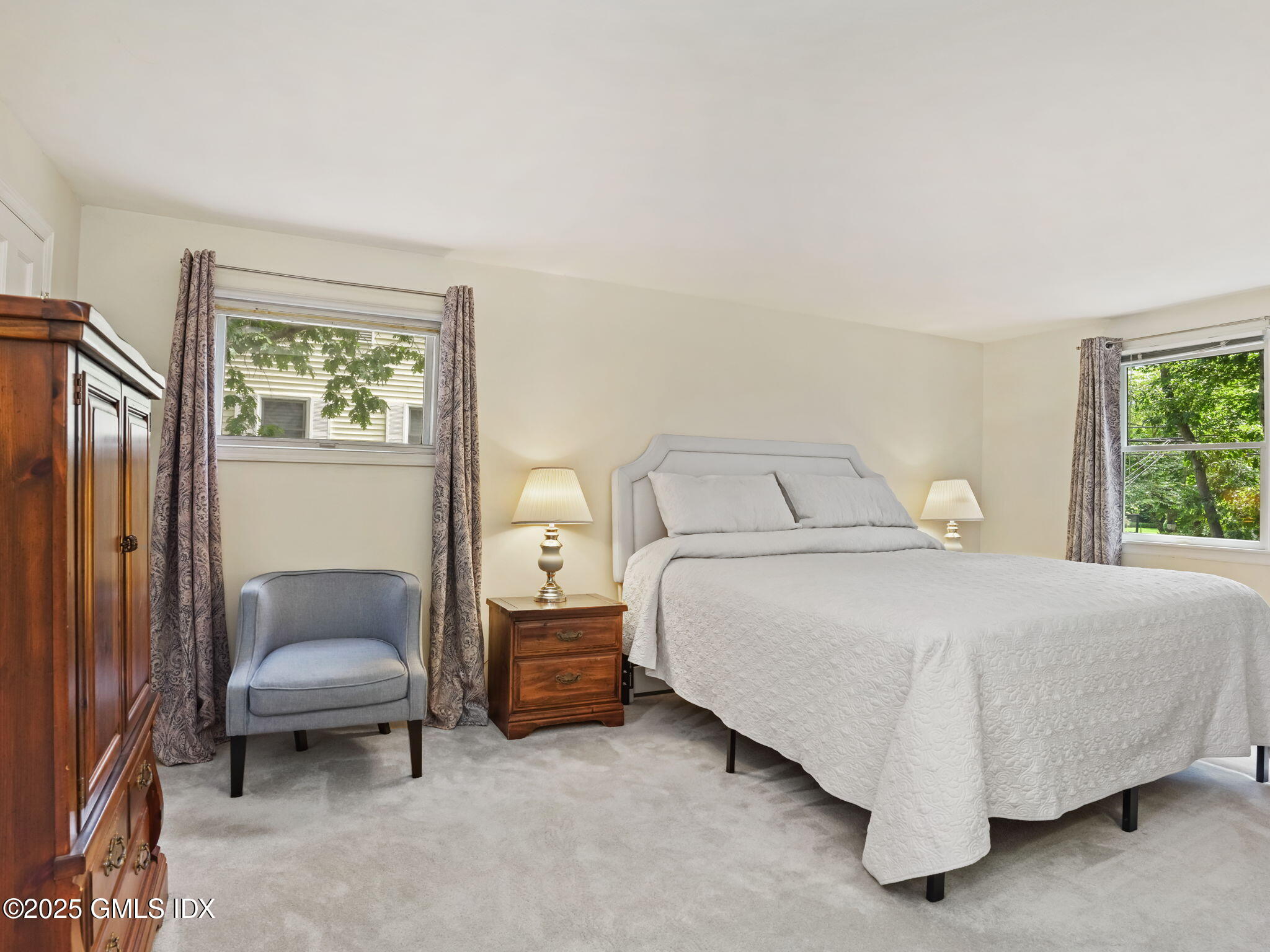 Riverside, Connecticut 06878, United States, 4 Bedrooms Bedrooms, ,3 BathroomsBathrooms,Residential,Active,200796