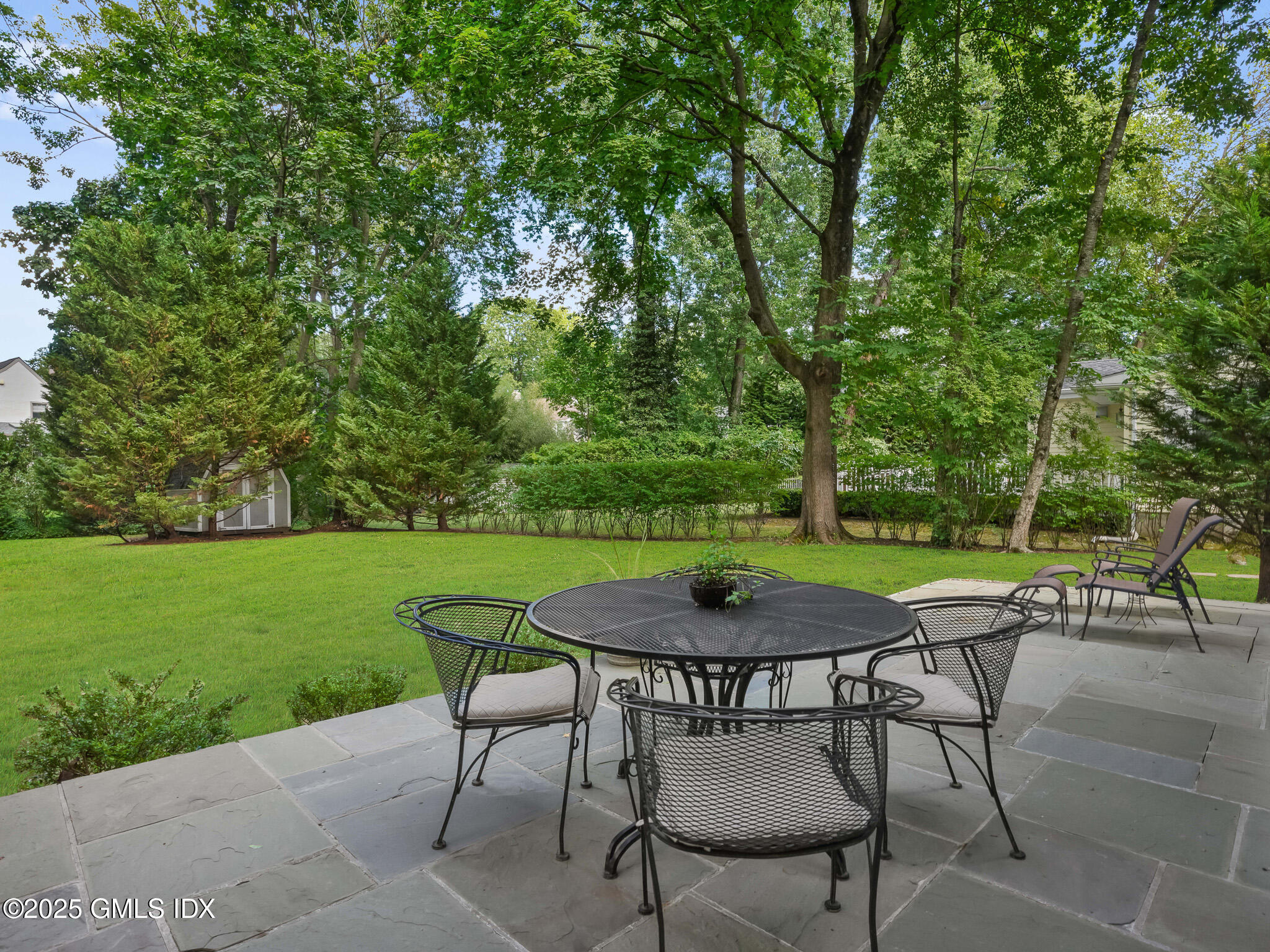 Riverside, Connecticut 06878, United States, 4 Bedrooms Bedrooms, ,3 BathroomsBathrooms,Residential,Active,200796