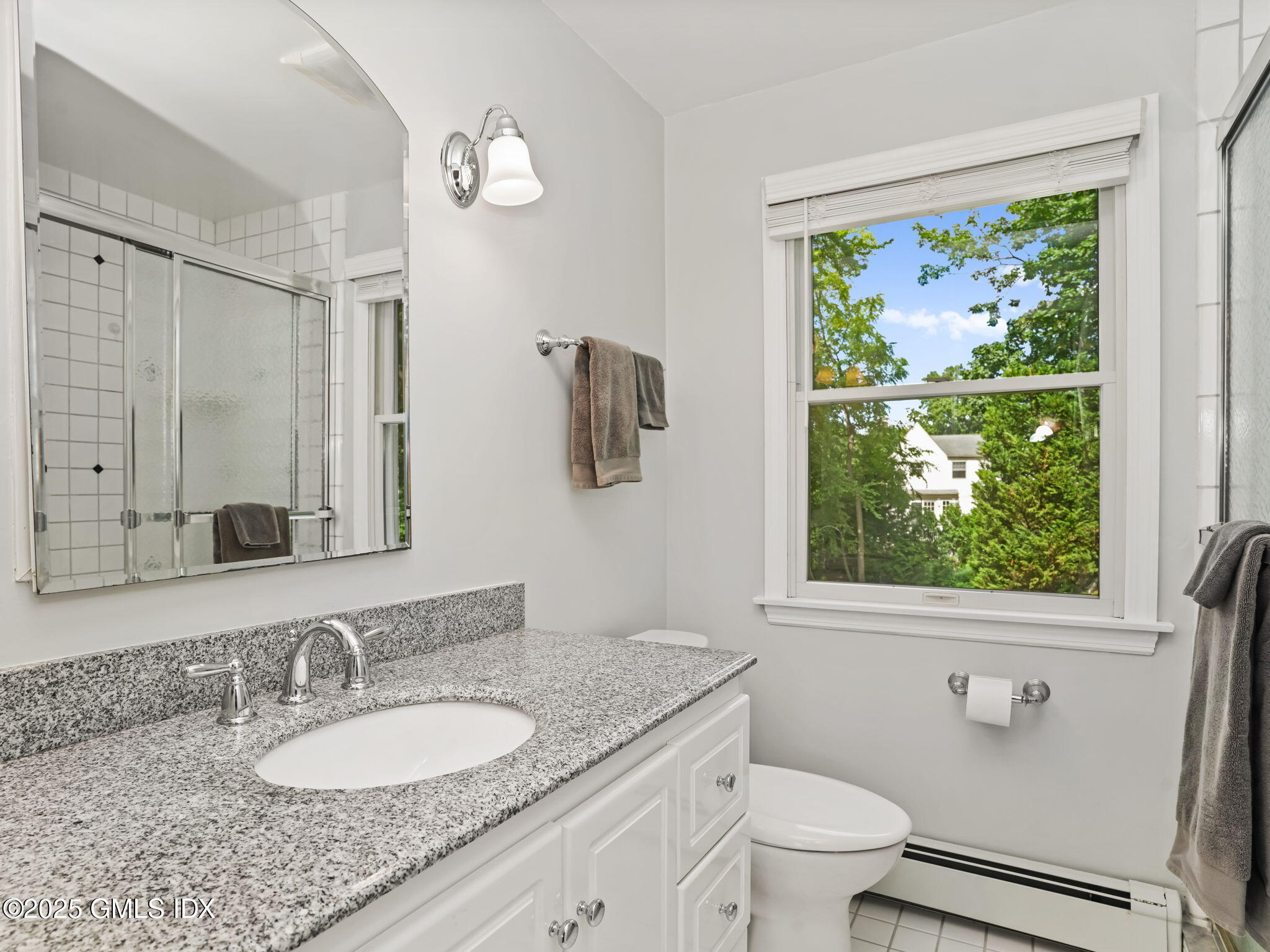 Riverside, Connecticut 06878, United States, 4 Bedrooms Bedrooms, ,3 BathroomsBathrooms,Residential,Active,200796