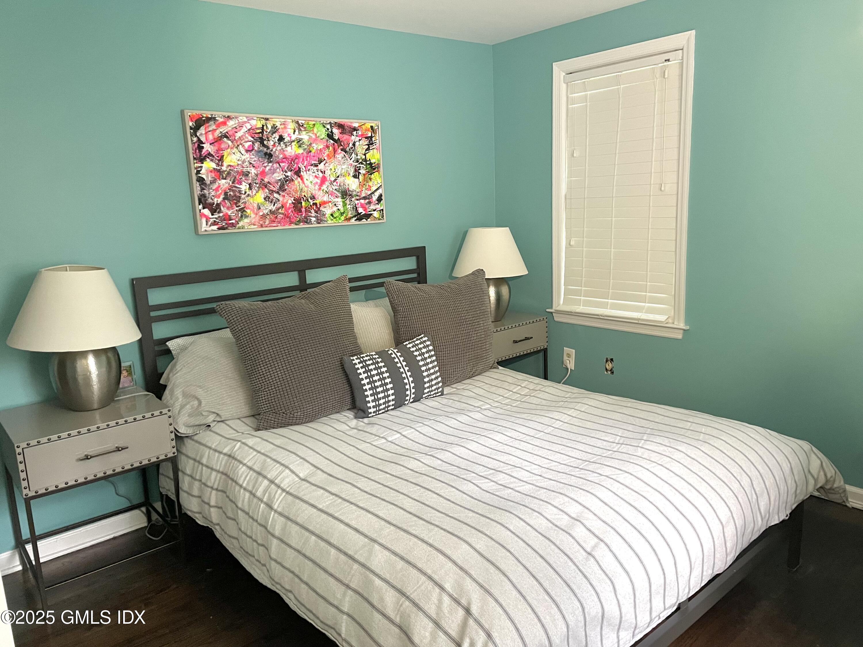 Stamford, Connecticut 06902, United States, 4 Bedrooms Bedrooms, ,4 BathroomsBathrooms,Residential,Active,197271