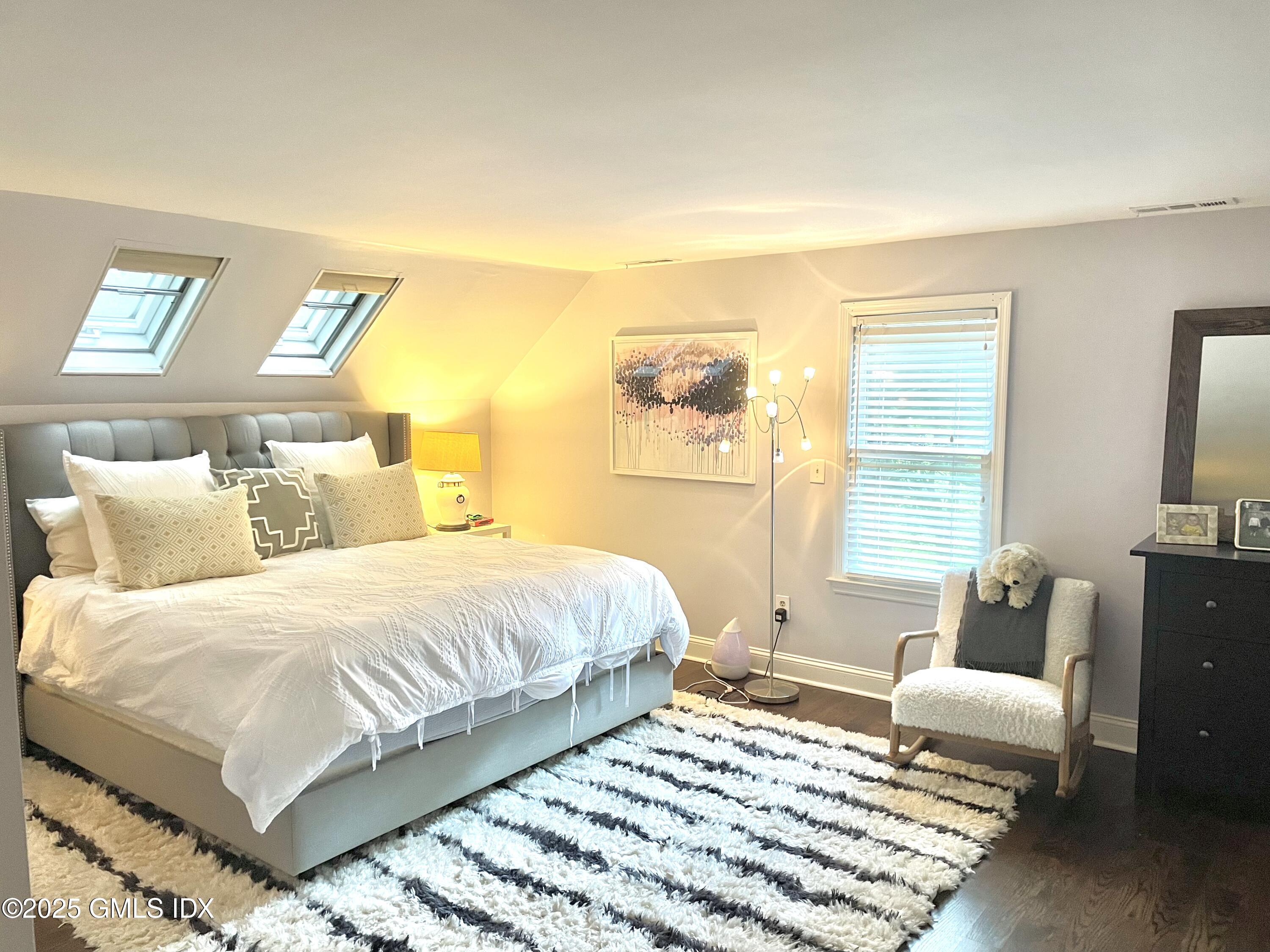 Stamford, Connecticut 06902, United States, 4 Bedrooms Bedrooms, ,4 BathroomsBathrooms,Residential,Active,197271