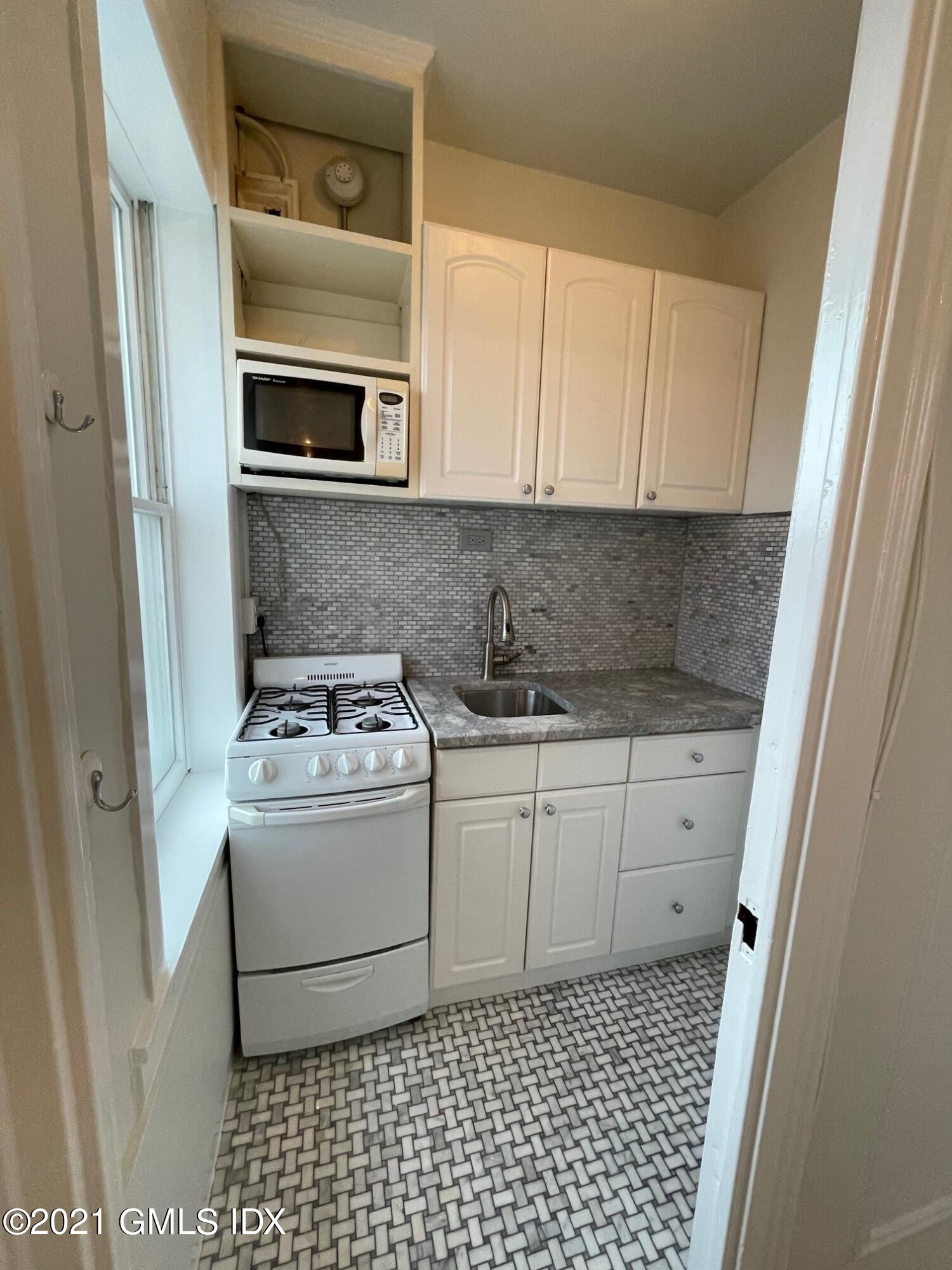 Greenwich, Connecticut 06830, United States, 1 Bedroom Bedrooms, ,1 BathroomBathrooms,Residential,Active,136584