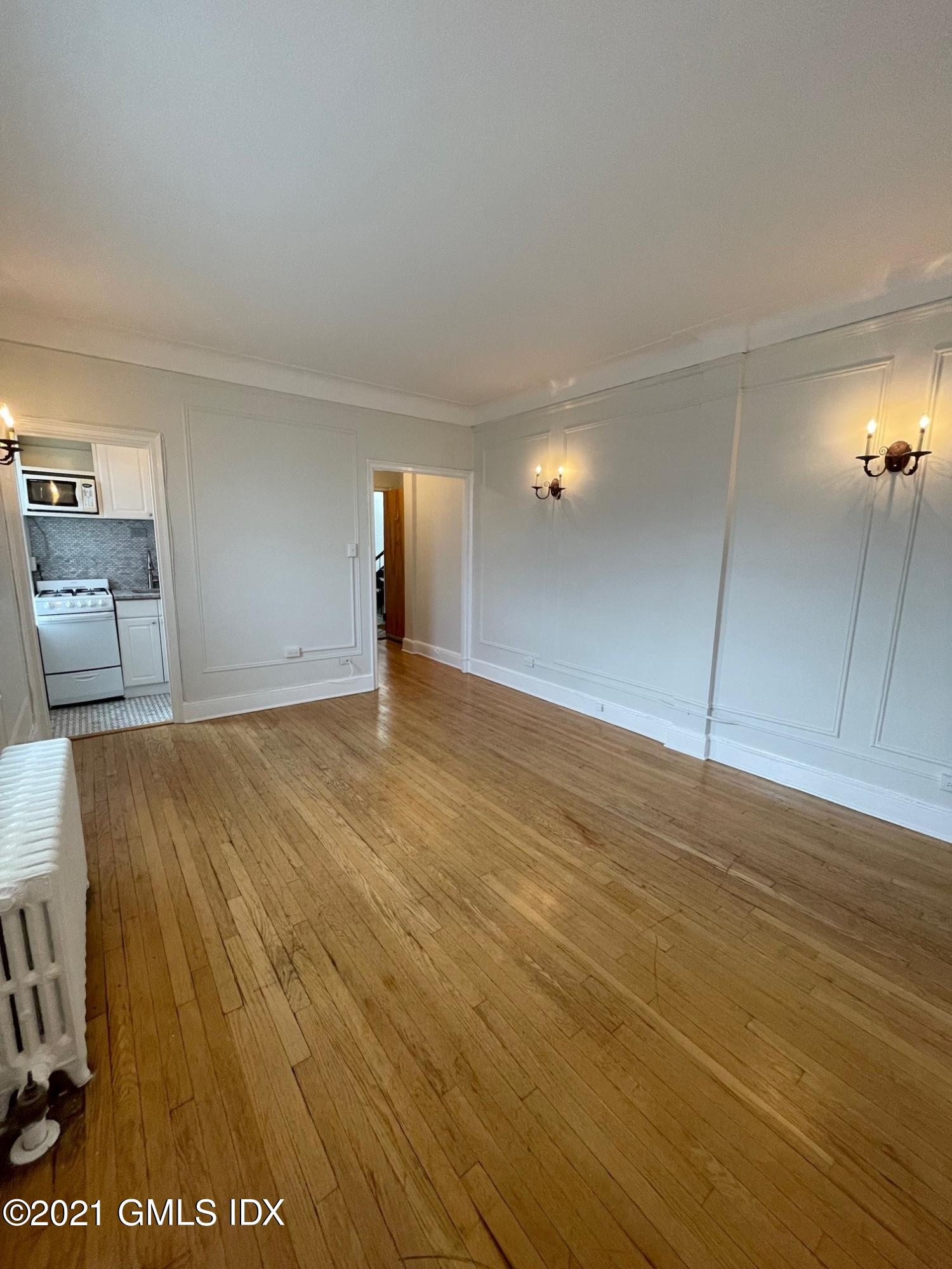 Greenwich, Connecticut 06830, United States, 1 Bedroom Bedrooms, ,1 BathroomBathrooms,Residential,Active,136584