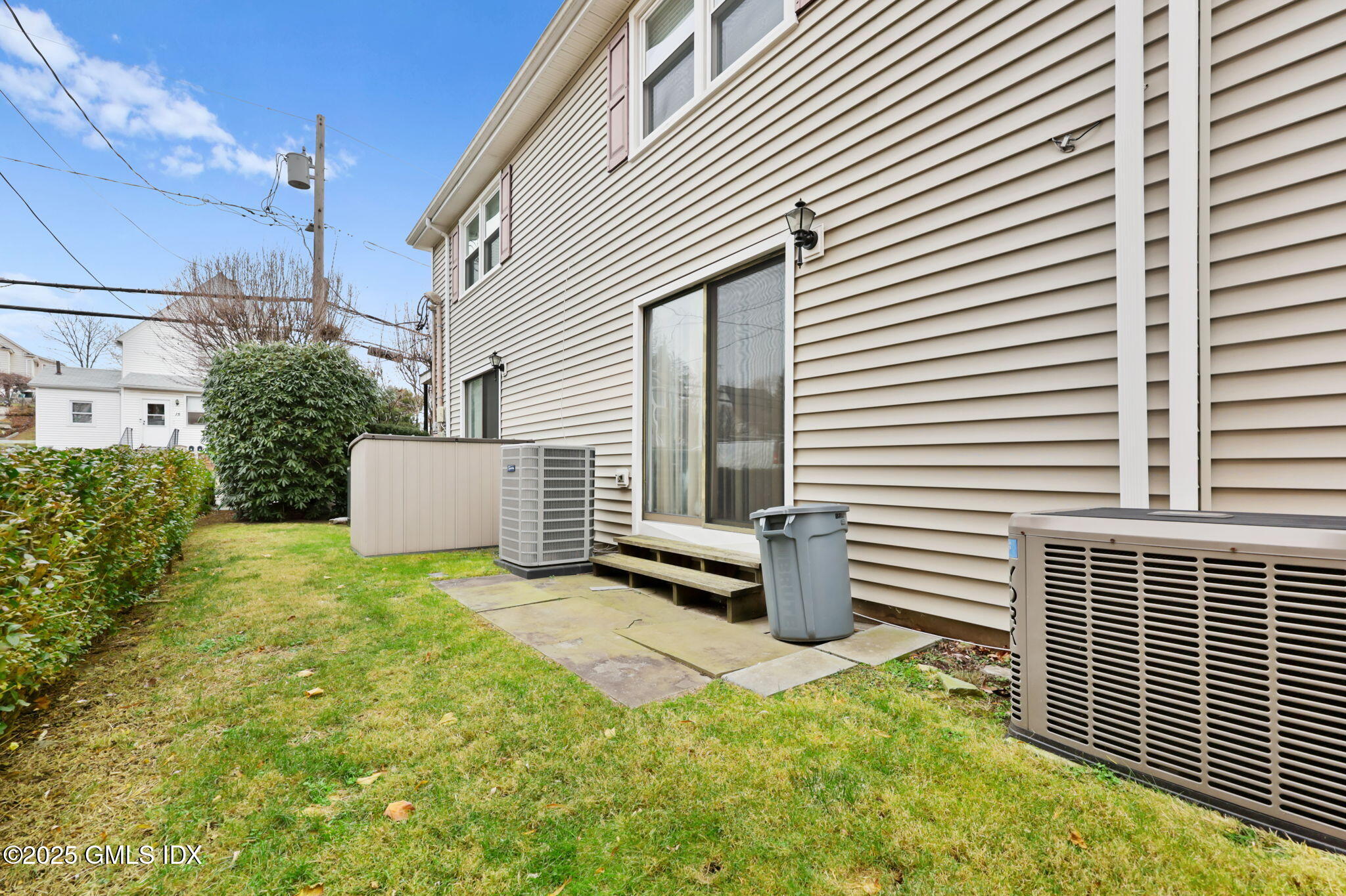 Greenwich, Connecticut 06830, United States, 2 Bedrooms Bedrooms, ,2 BathroomsBathrooms,Residential,Active,255252