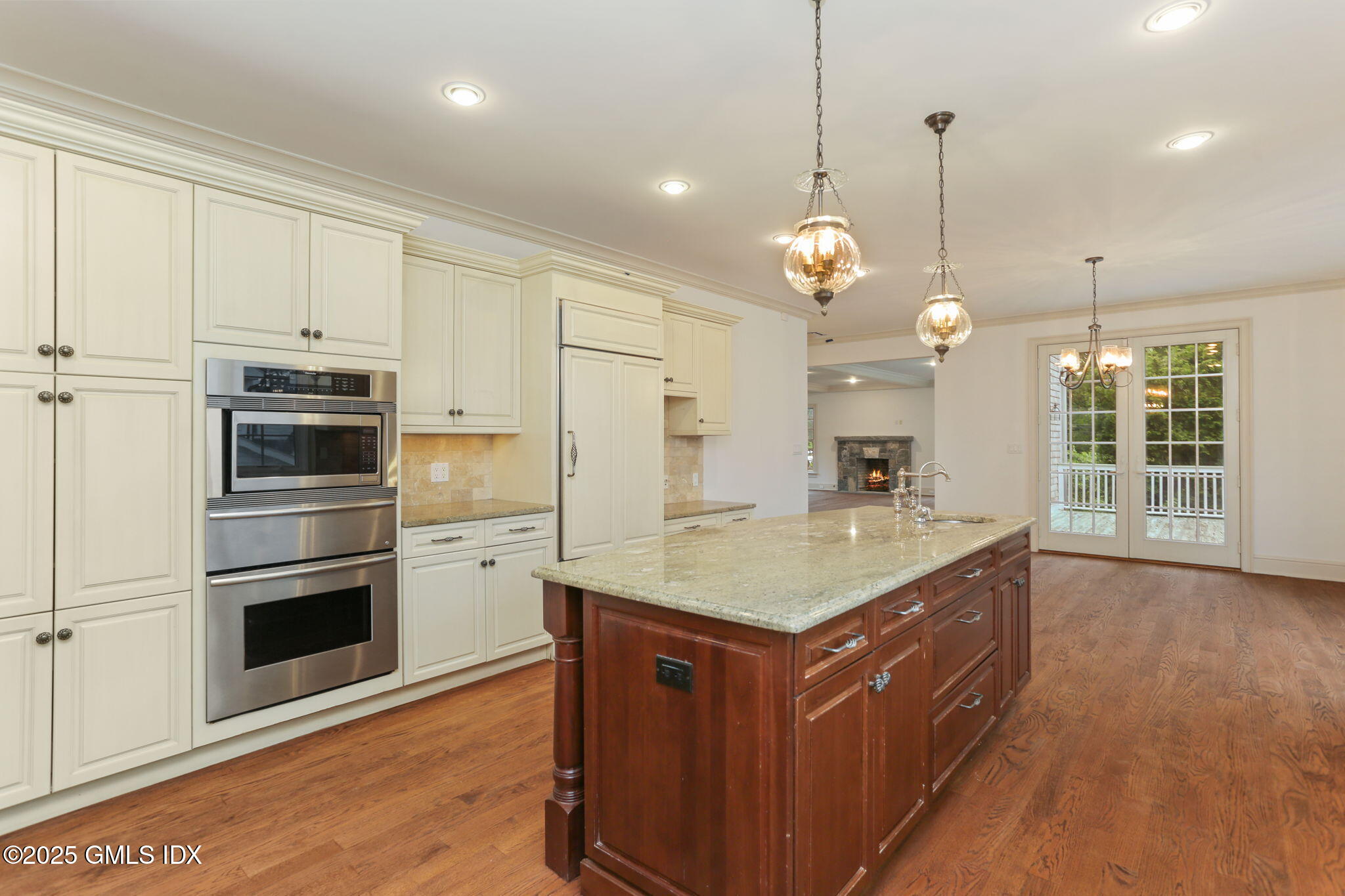 Old Greenwich, Connecticut 06870, United States, 4 Bedrooms Bedrooms, ,5 BathroomsBathrooms,Residential,Active,177908