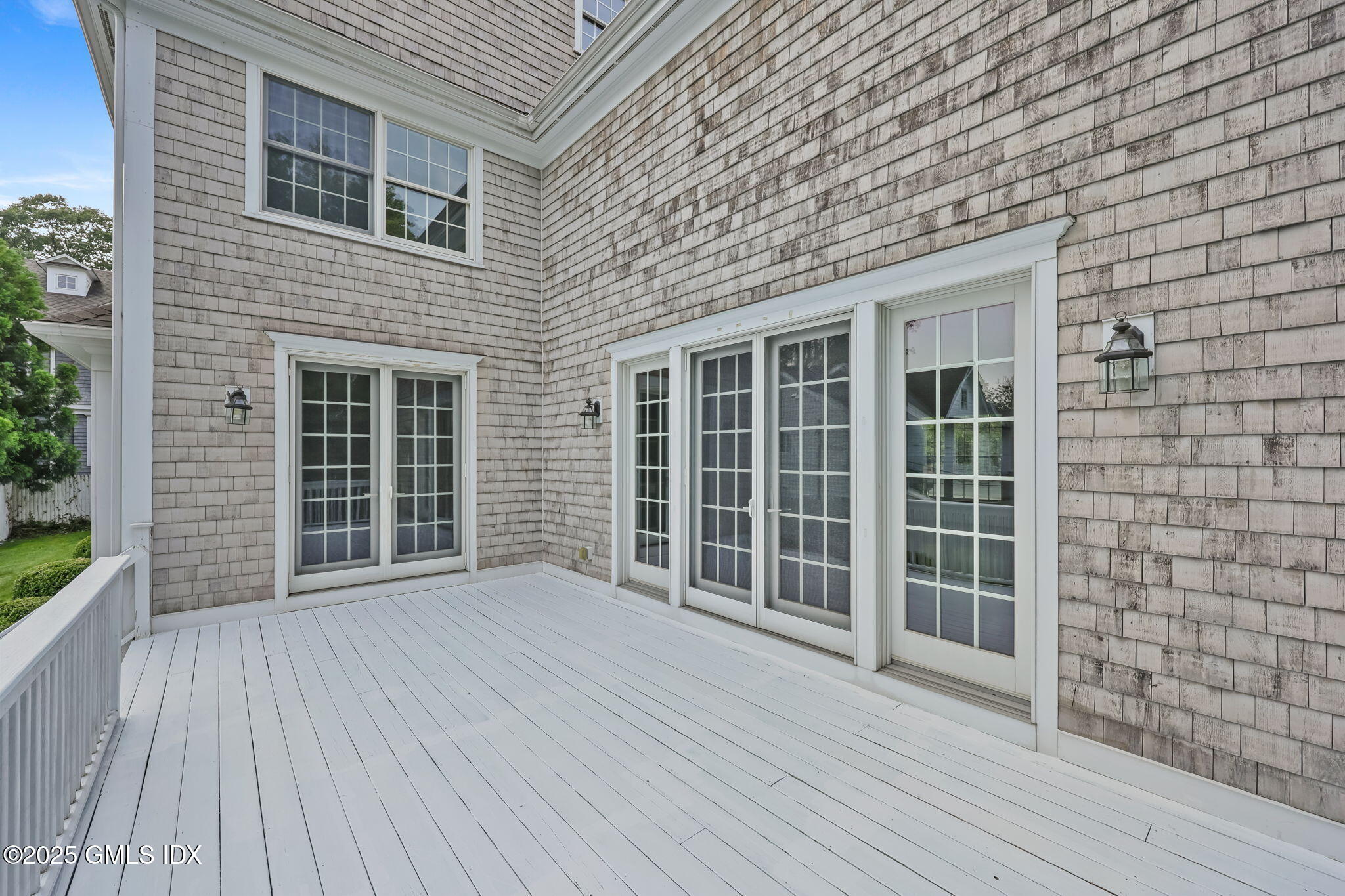 Old Greenwich, Connecticut 06870, United States, 4 Bedrooms Bedrooms, ,5 BathroomsBathrooms,Residential,Active,177908