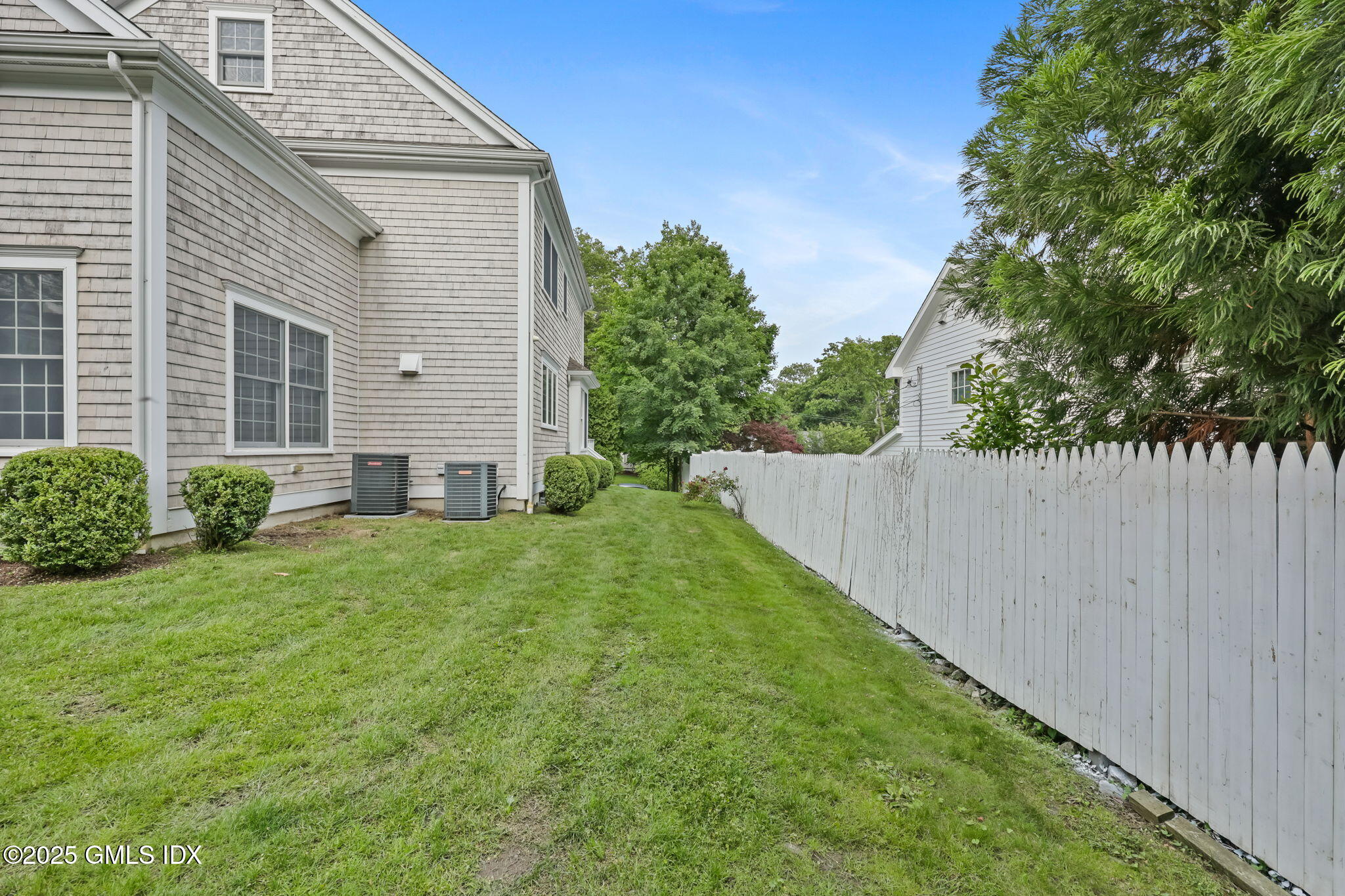 Old Greenwich, Connecticut 06870, United States, 4 Bedrooms Bedrooms, ,5 BathroomsBathrooms,Residential,Active,177908