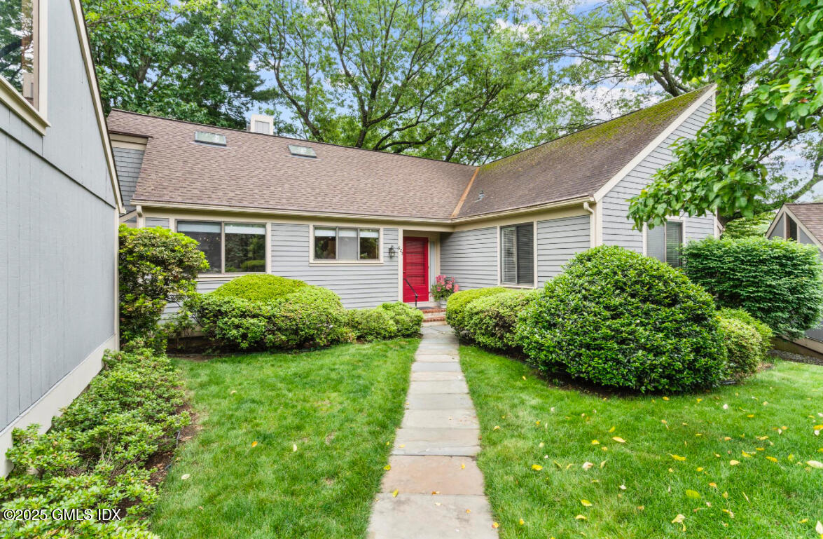 Property for Sale at 622 W Lyon Farm Drive, Greenwich, Connecticut - Bedrooms: 5 
Bathrooms: 5  - $1,850,000