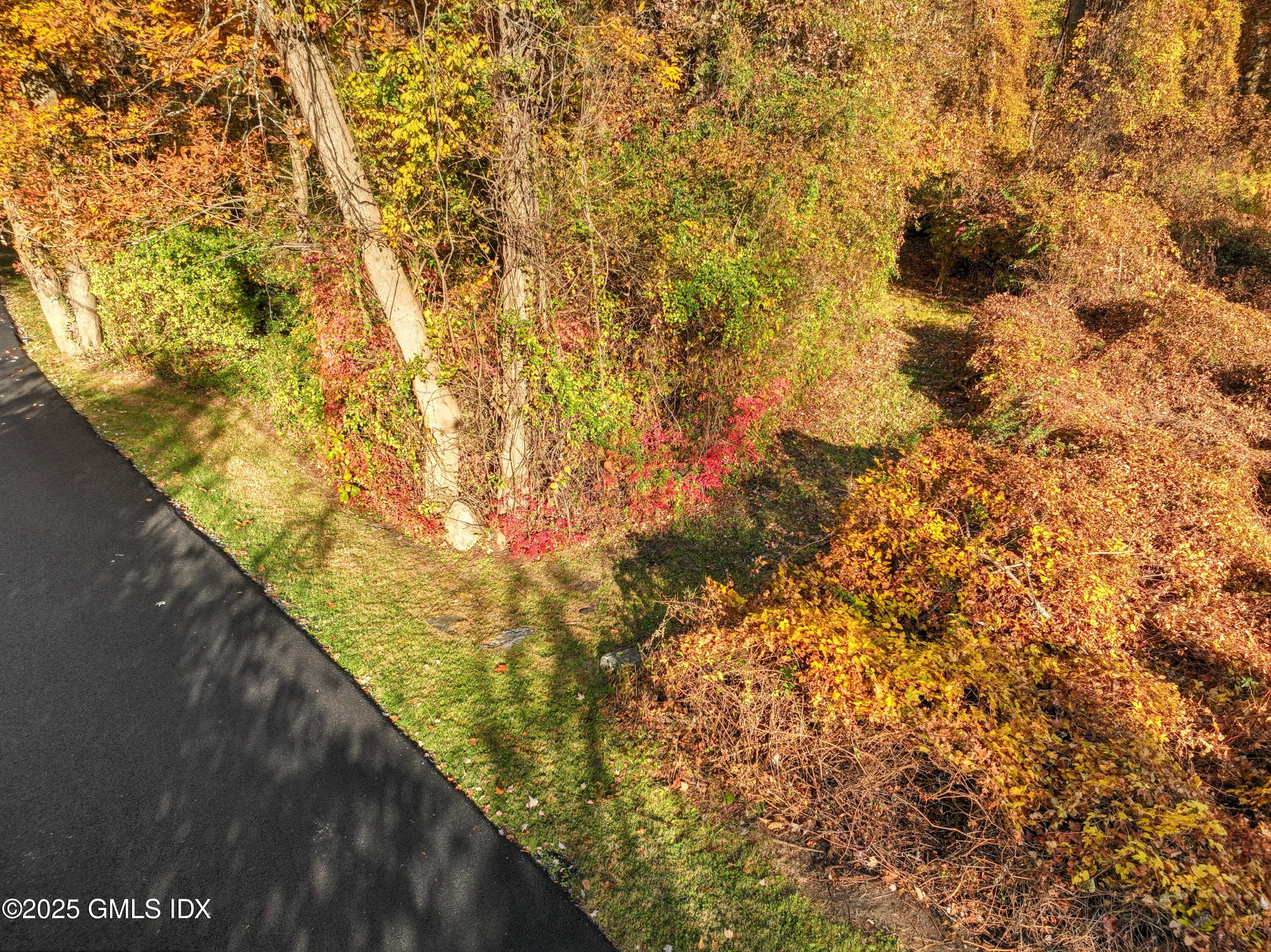 Greenwich, Connecticut 06831, United States, 4 Bedrooms Bedrooms, ,5 BathroomsBathrooms,Residential,Active,232764