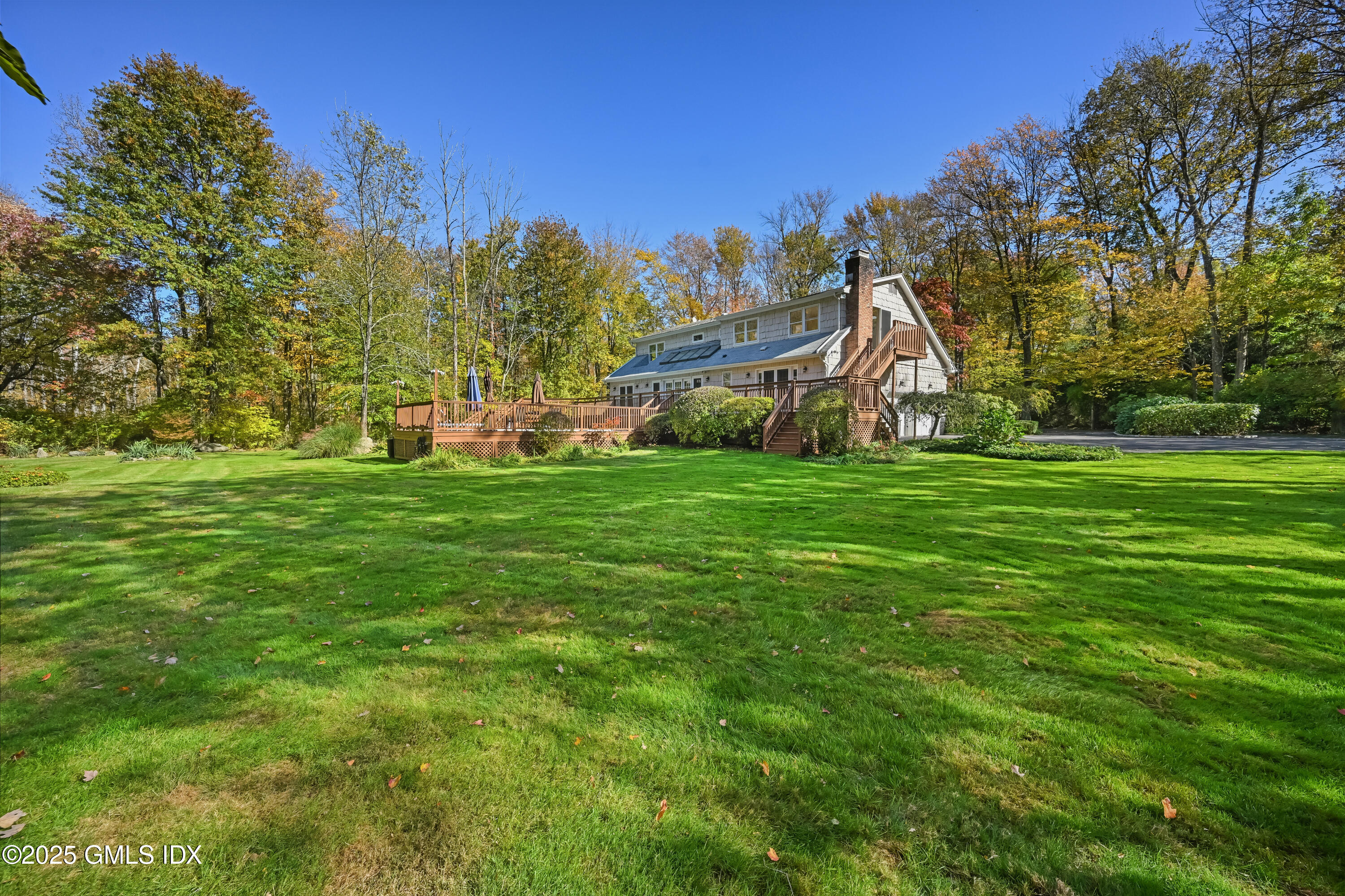 Greenwich, Connecticut 06831, United States, 4 Bedrooms Bedrooms, ,5 BathroomsBathrooms,Residential,Active,232764