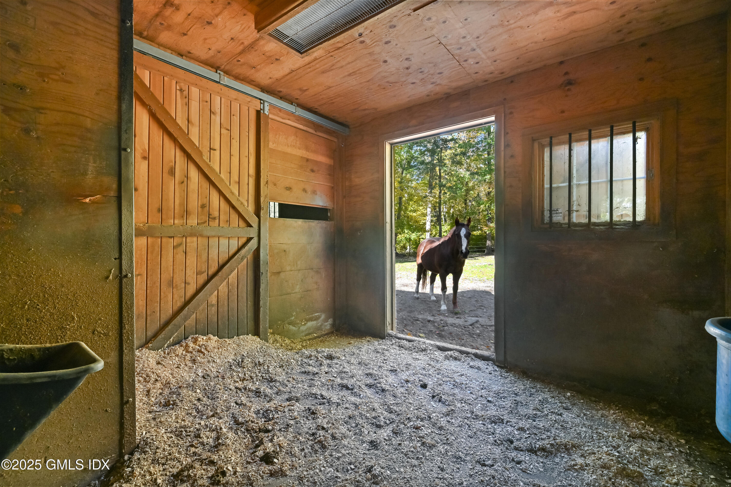 Greenwich, Connecticut 06831, United States, 4 Bedrooms Bedrooms, ,5 BathroomsBathrooms,Residential,Active,232764