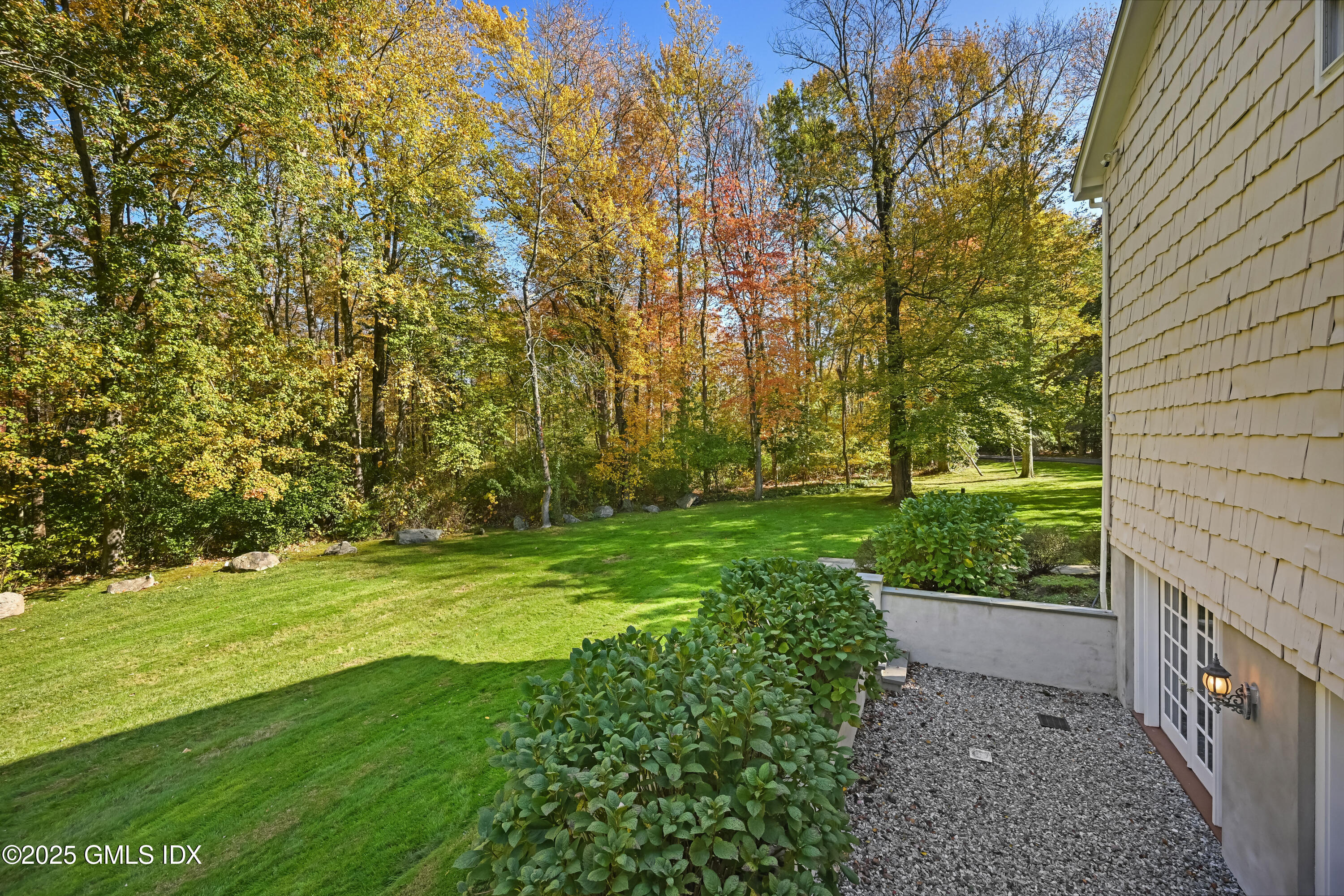 Greenwich, Connecticut 06831, United States, 4 Bedrooms Bedrooms, ,5 BathroomsBathrooms,Residential,Active,232764