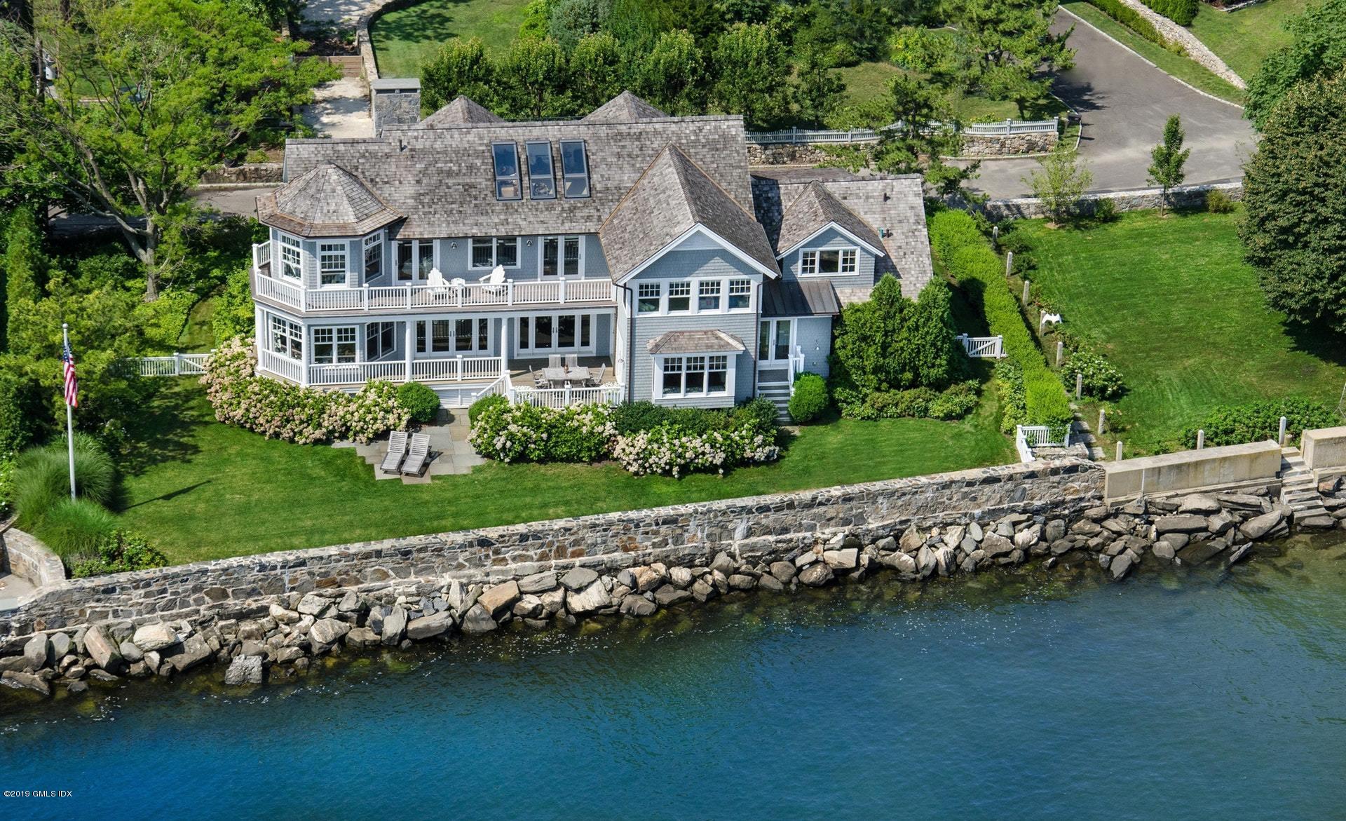 Photo 1 of 15 E Point Lane, Old Greenwich, Connecticut, $4,650,000, Web #: 106227