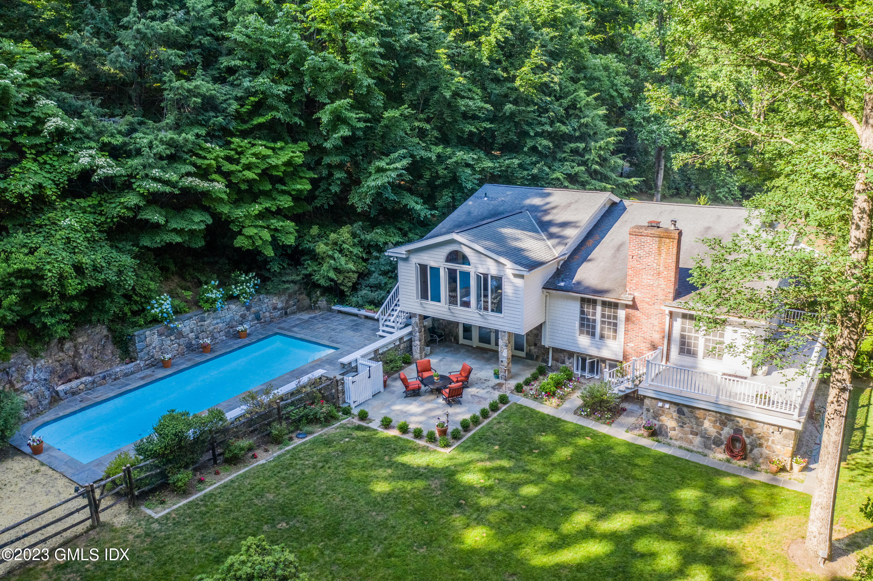 Property for Sale at 24 Nutmeg Drive, Greenwich, Connecticut - Bedrooms: 4 
Bathrooms: 6  - $2,995,000