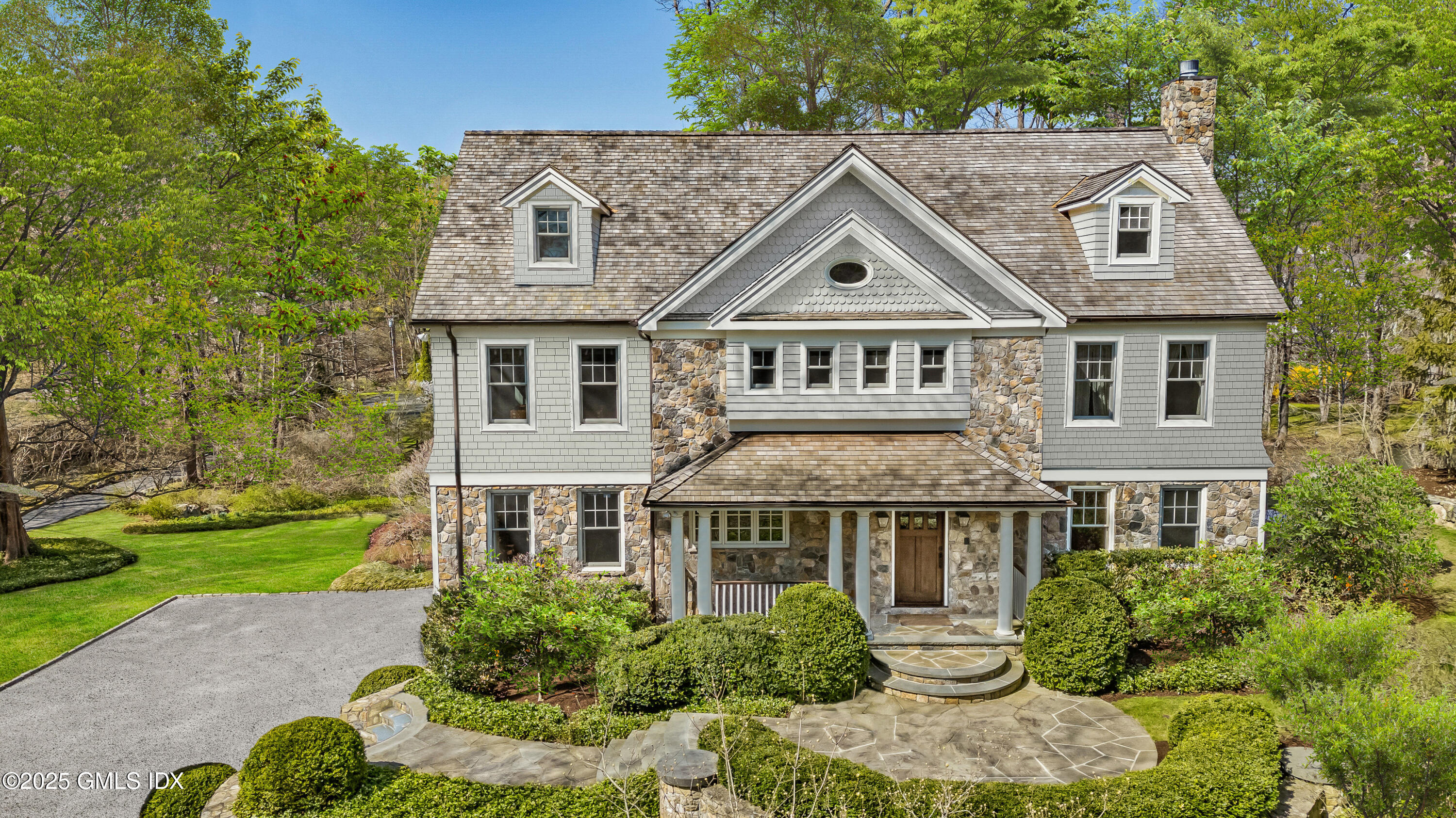 80 Sawmill Lane, Greenwich, Connecticut - 4 Bedrooms  
5 Bathrooms - 