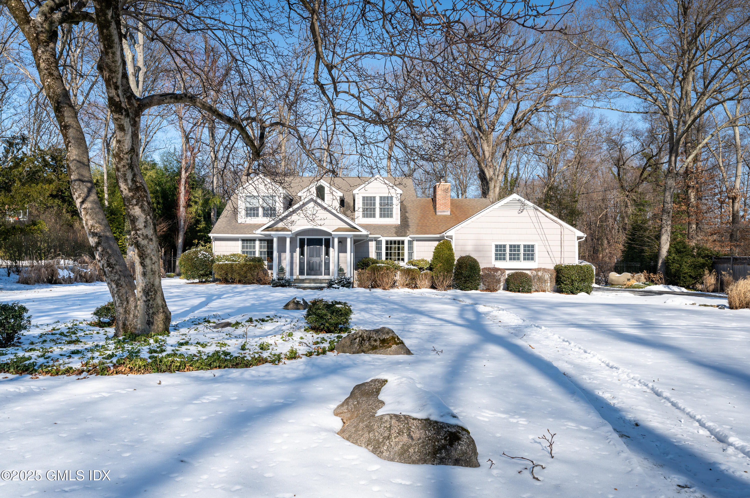 114 Blueberry Drive, Stamford, Connecticut - 5 Bedrooms  
4 Bathrooms - 