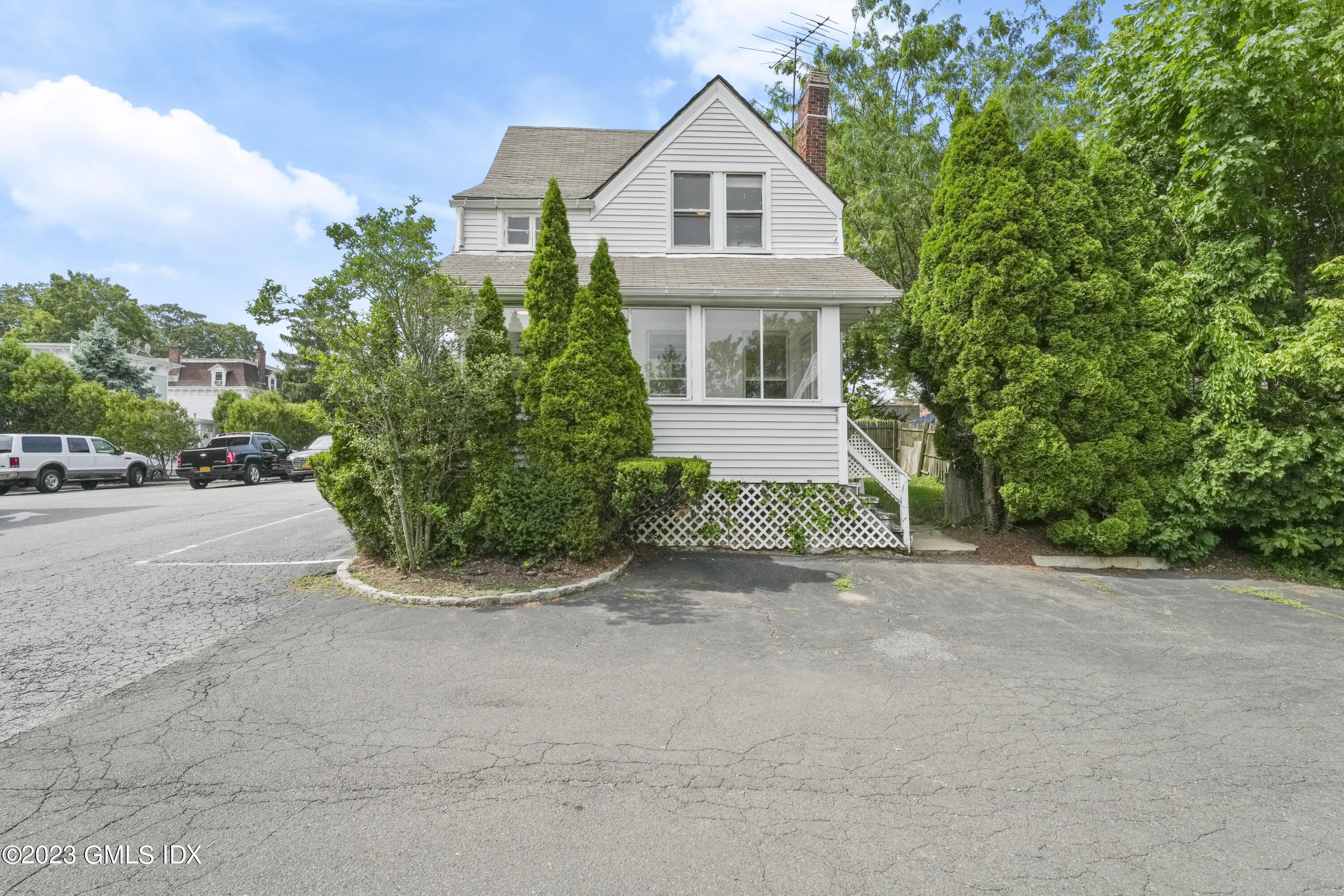 Rental Property at 3 Putnam Court, Greenwich, Connecticut - Bedrooms: 3 
Bathrooms: 3  - $4,350 MO.