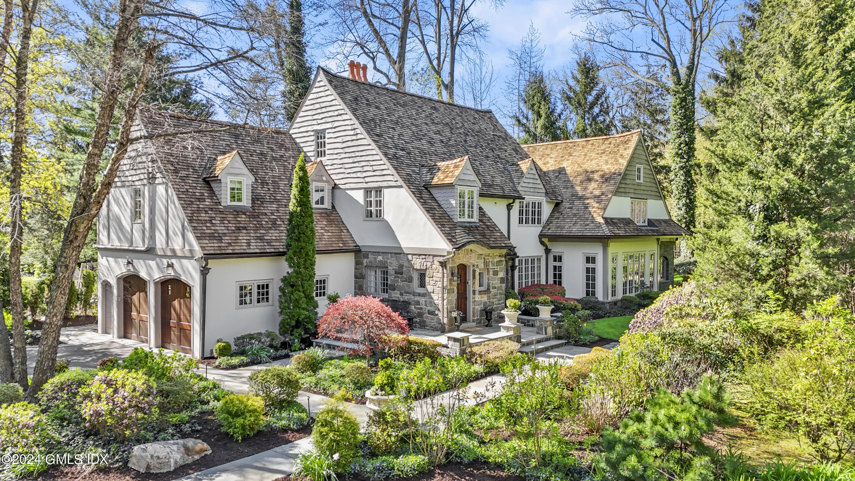 Photo 1 of 31 Anderson Road, Greenwich, Connecticut, $3,995,000, Web #: 120366