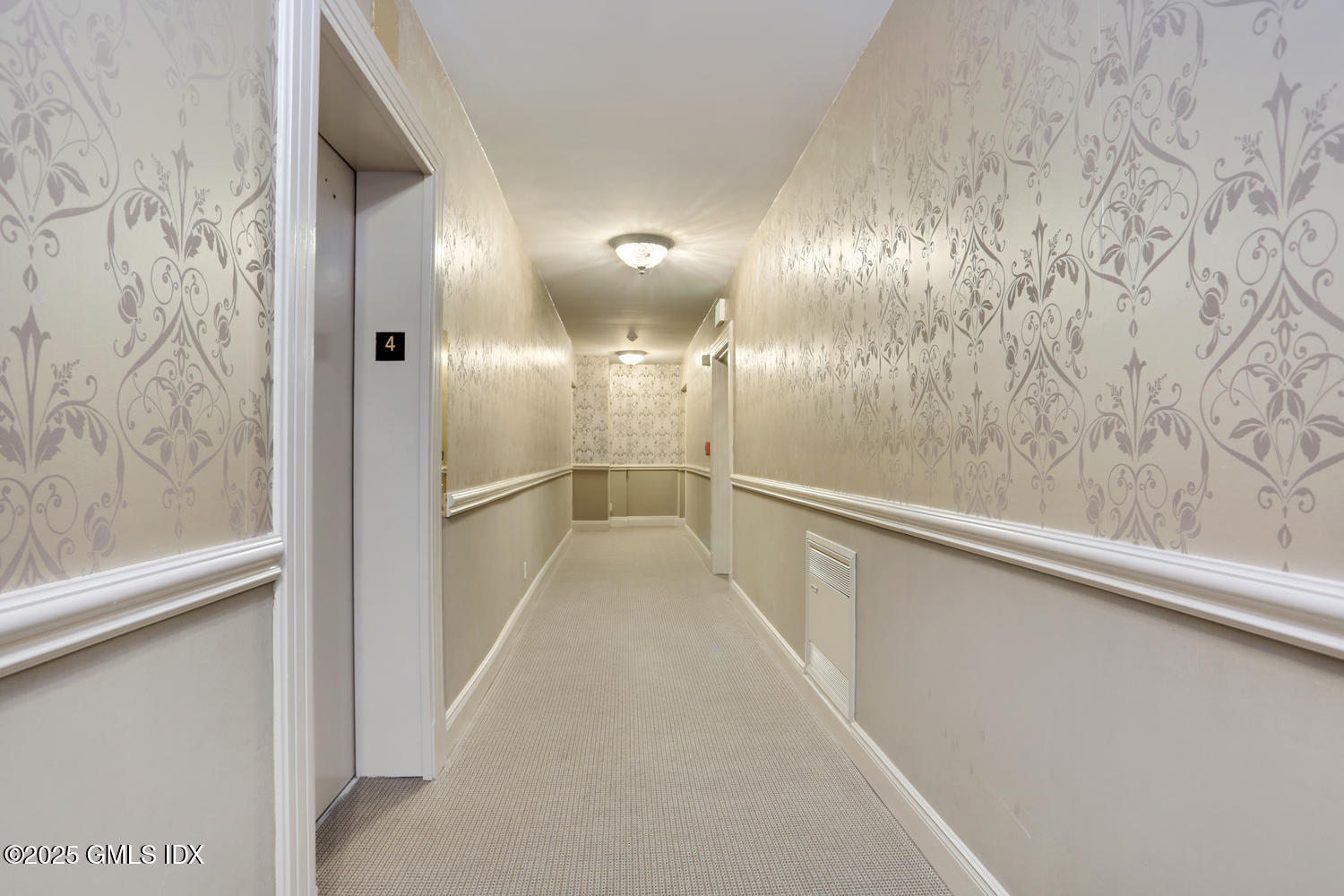 Greenwich, Connecticut 06830, United States, 1 Bedroom Bedrooms, ,2 BathroomsBathrooms,Residential,Active,151893