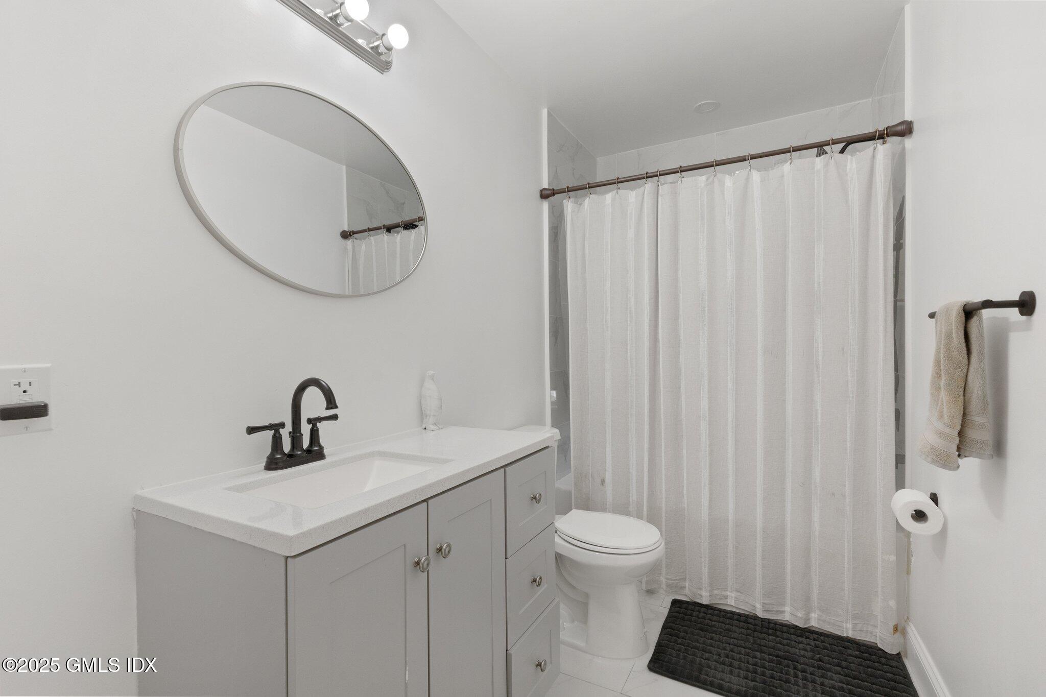 Stamford, Connecticut 06906, United States, 4 Bedrooms Bedrooms, ,4 BathroomsBathrooms,Residential,Active,164566