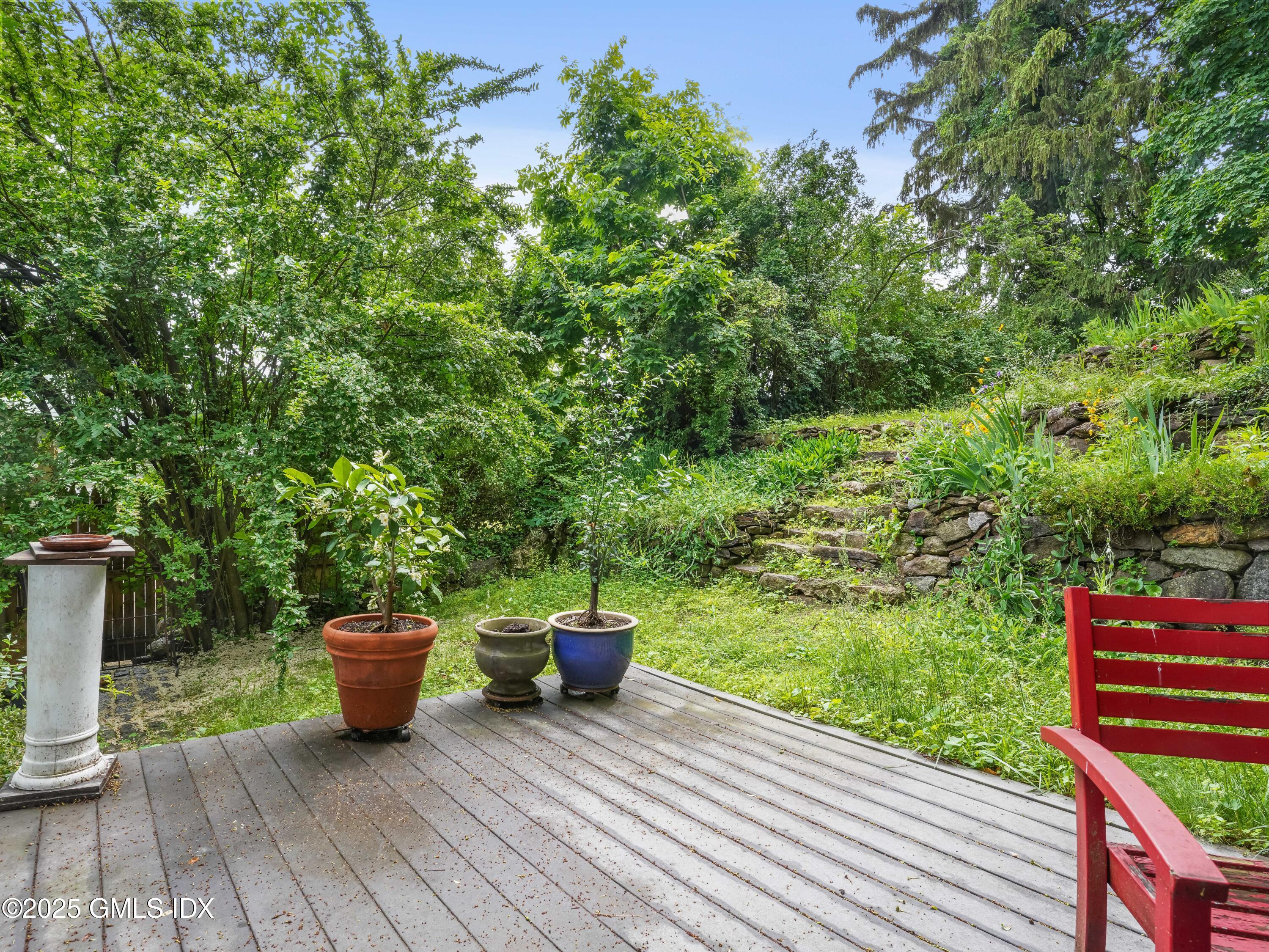 Greenwich, Connecticut 06831, United States, 2 Bedrooms Bedrooms, ,1 BathroomBathrooms,Residential,Active,150817