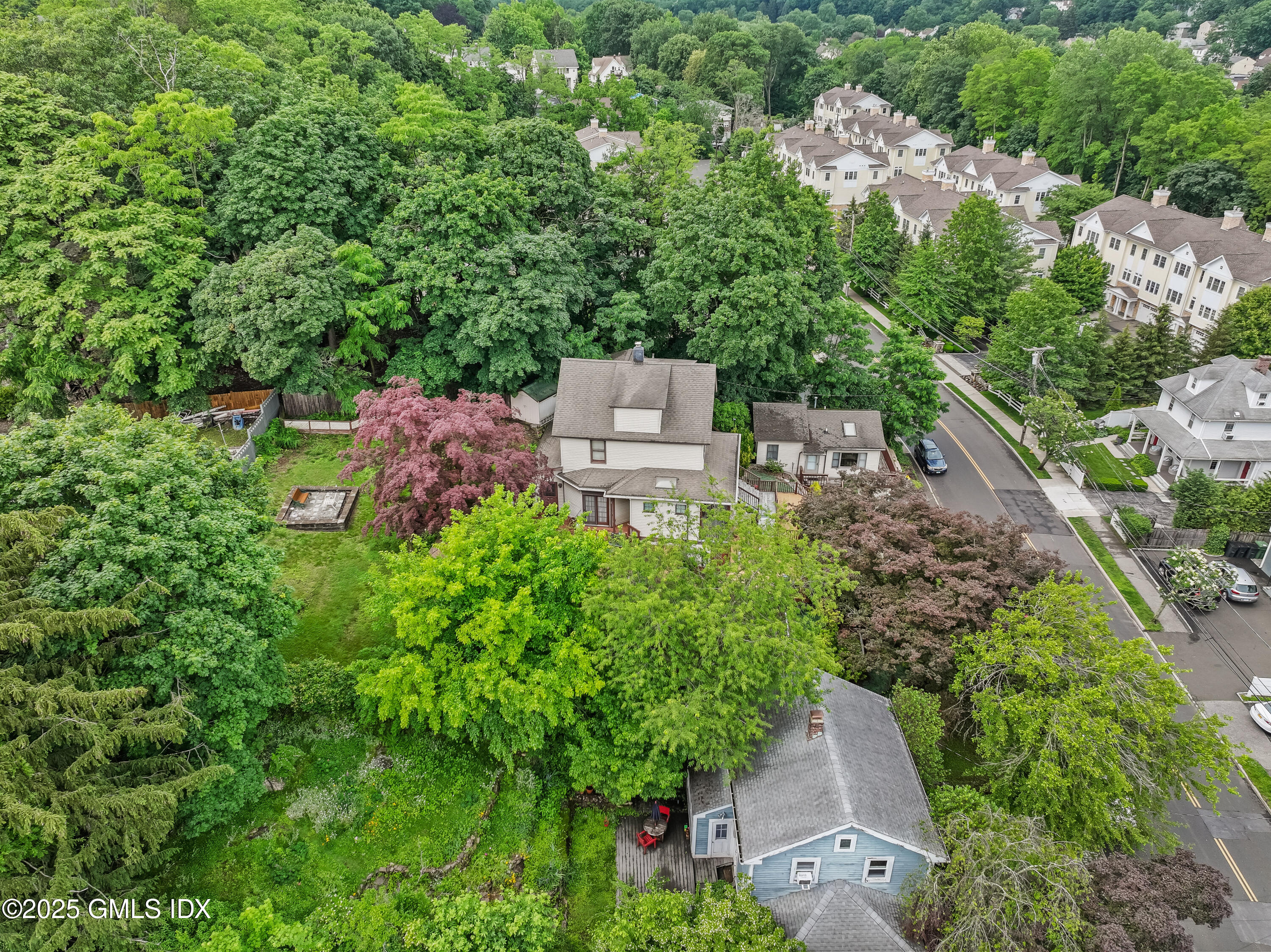 Greenwich, Connecticut 06831, United States, 2 Bedrooms Bedrooms, ,1 BathroomBathrooms,Residential,Active,150817