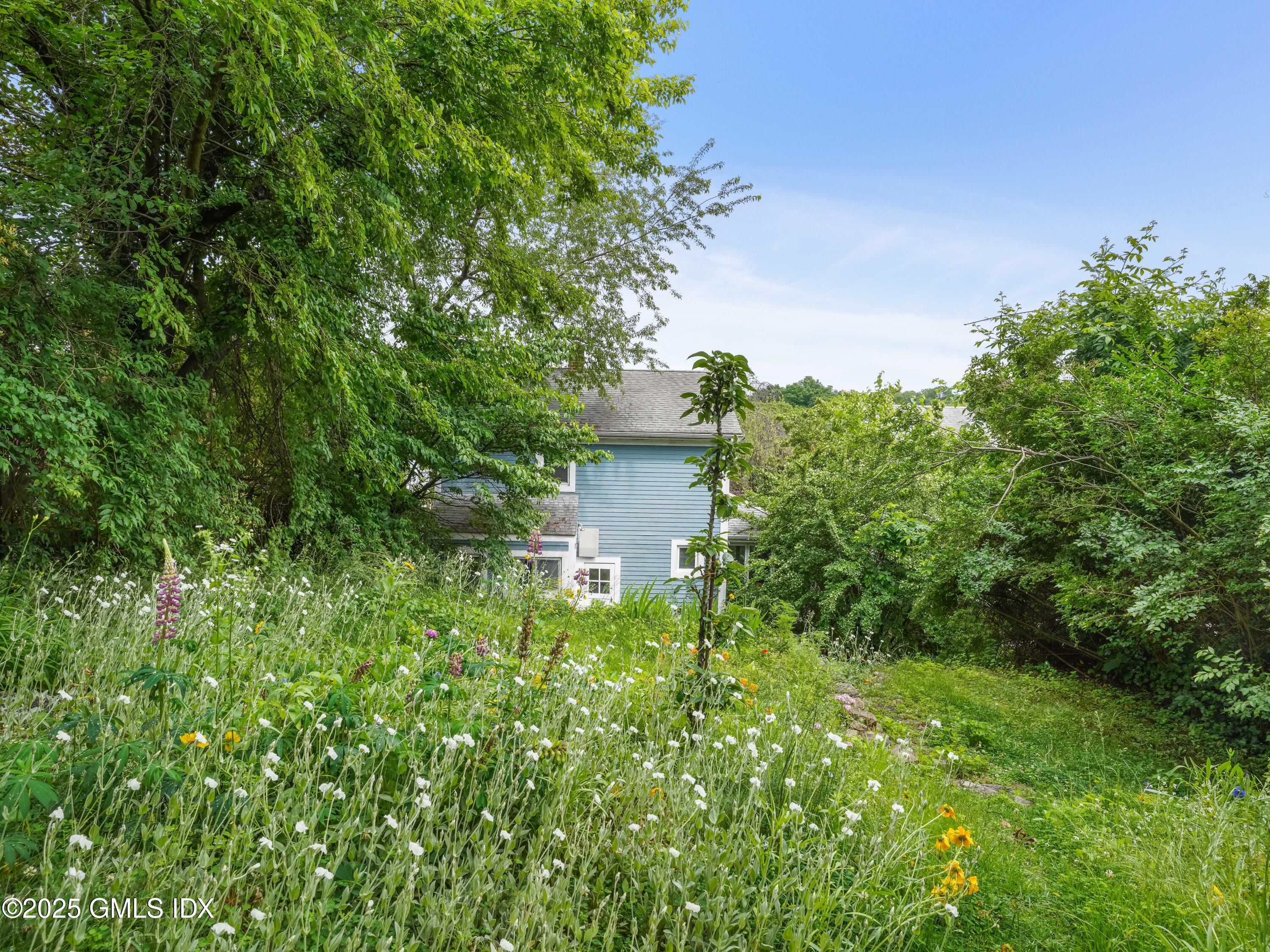 Greenwich, Connecticut 06831, United States, 2 Bedrooms Bedrooms, ,1 BathroomBathrooms,Residential,Active,150817