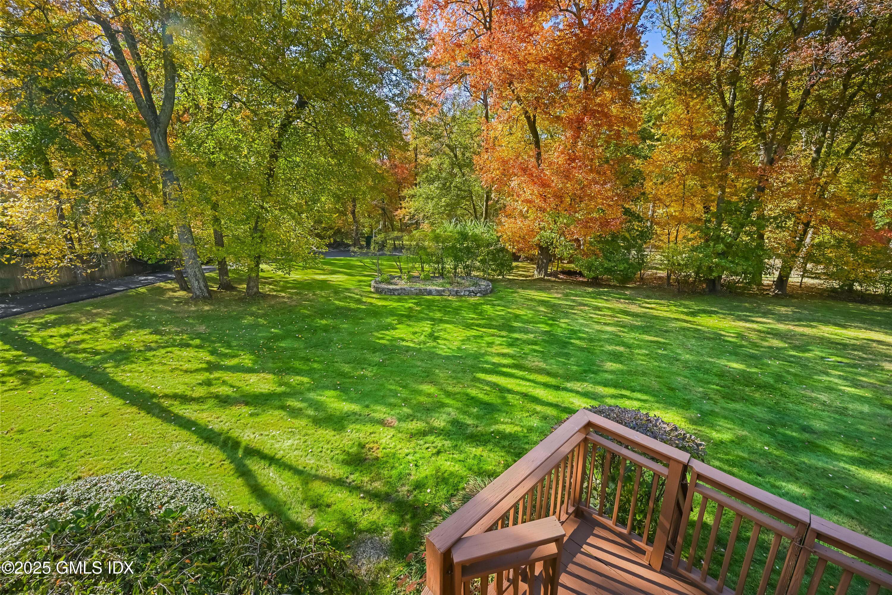 Greenwich, Connecticut 06831, United States, 4 Bedrooms Bedrooms, ,6 BathroomsBathrooms,Residential,Active,233870