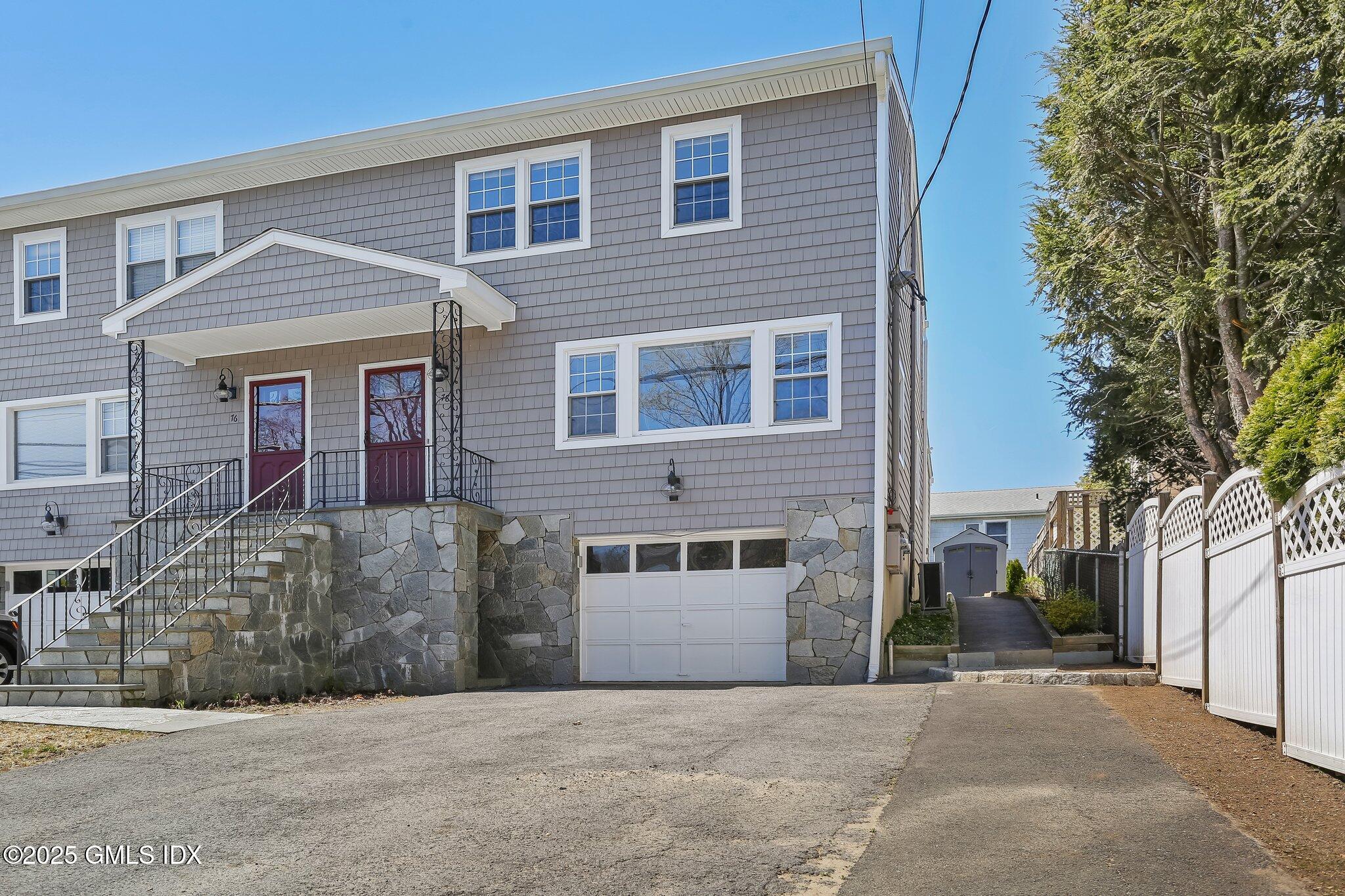 Rental Property at 78 Weaver Street, Greenwich, Connecticut - Bedrooms: 3 
Bathrooms: 2  - $4,900 MO.
