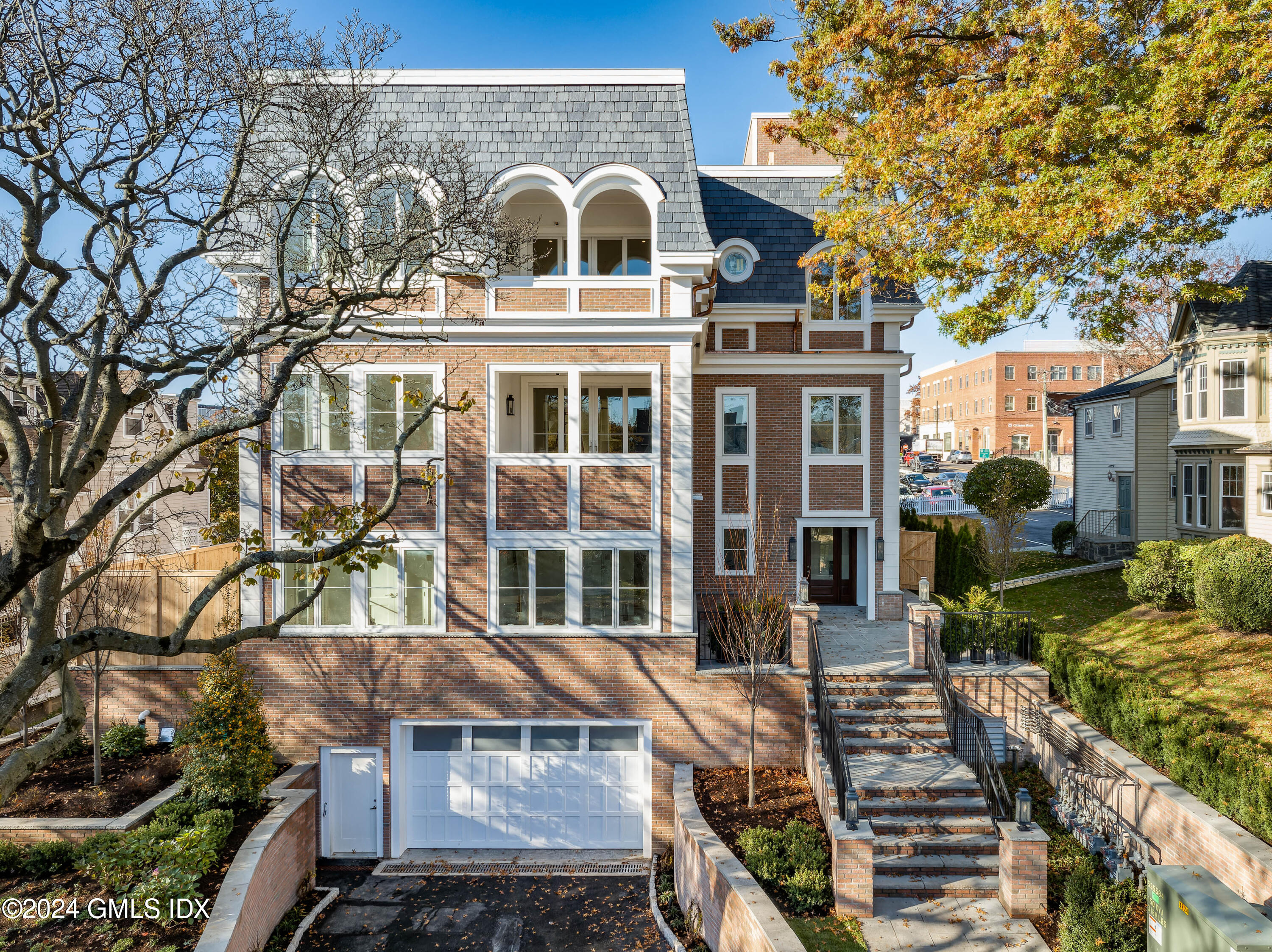 Property for Sale at 62 Mason Street, Greenwich, Connecticut - Bedrooms: 3 
Bathrooms: 3  - $3,395,000