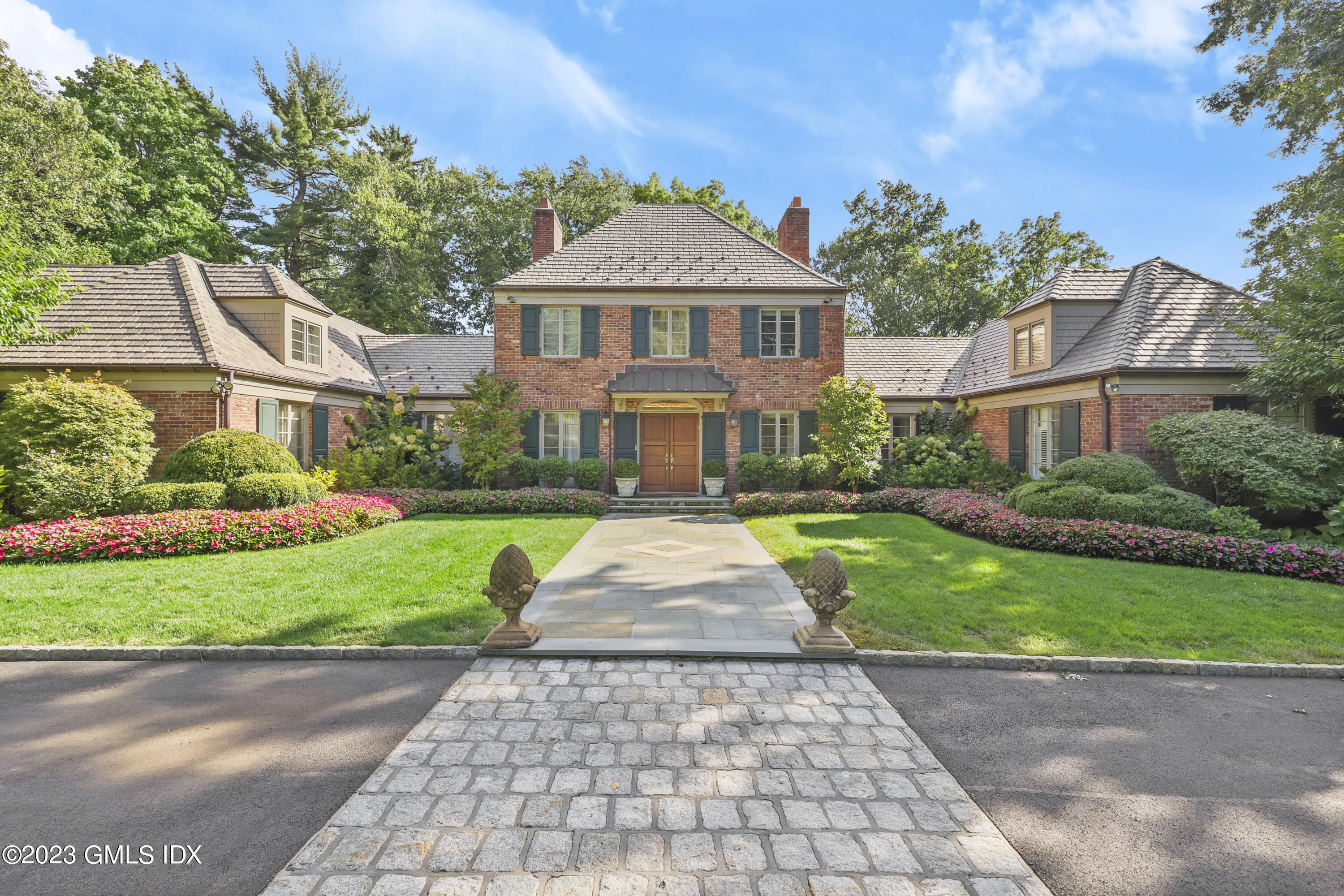 2 Winding Lane, Greenwich, Connecticut - 7 Bedrooms  
7.5 Bathrooms - 