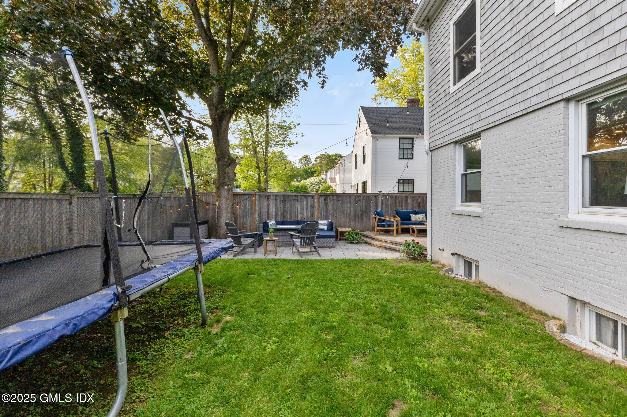 Old Greenwich, Connecticut 06870, United States, 5 Bedrooms Bedrooms, ,4 BathroomsBathrooms,Residential,Active,143657