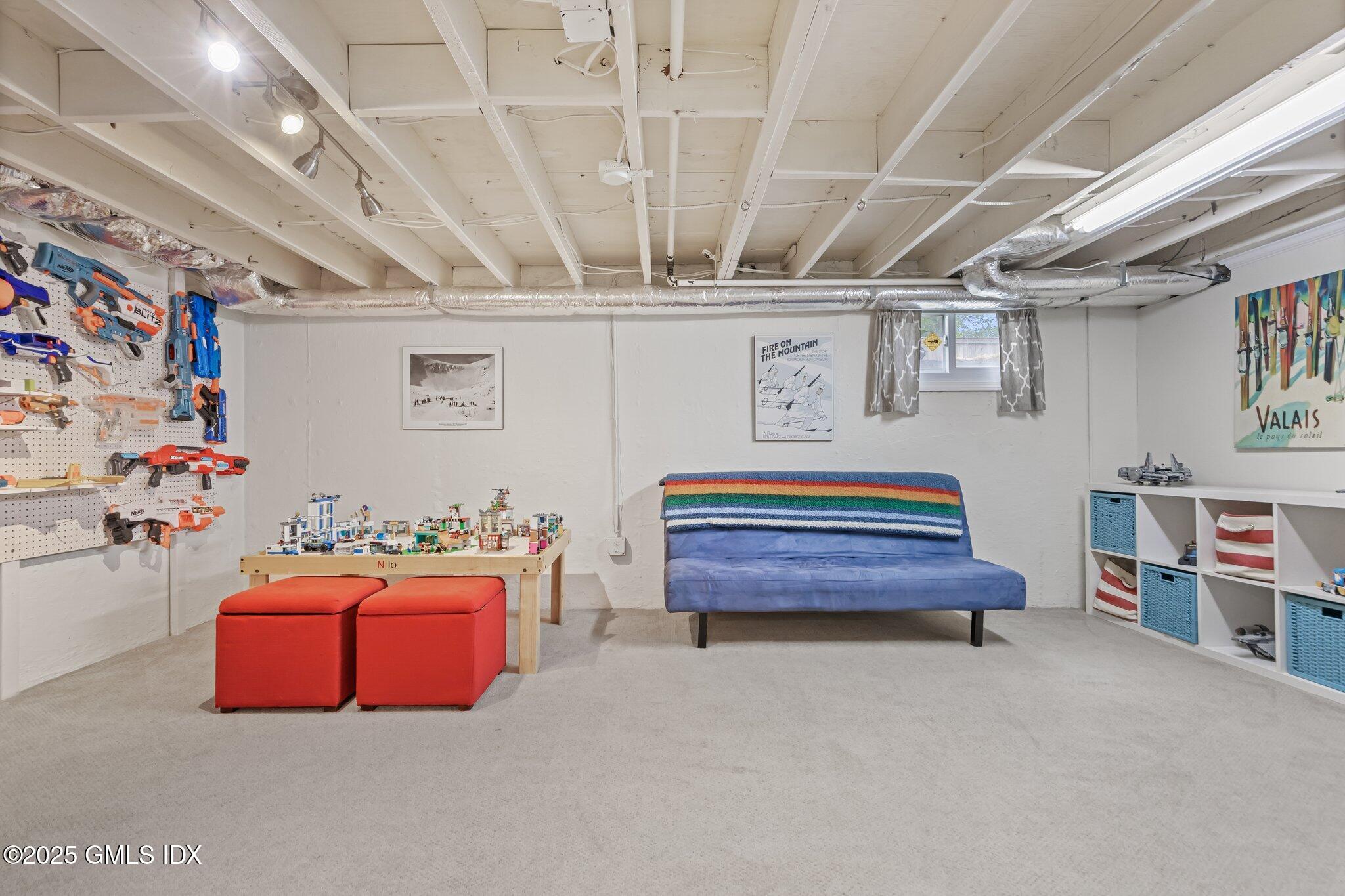 Old Greenwich, Connecticut 06870, United States, 5 Bedrooms Bedrooms, ,4 BathroomsBathrooms,Residential,Active,143657